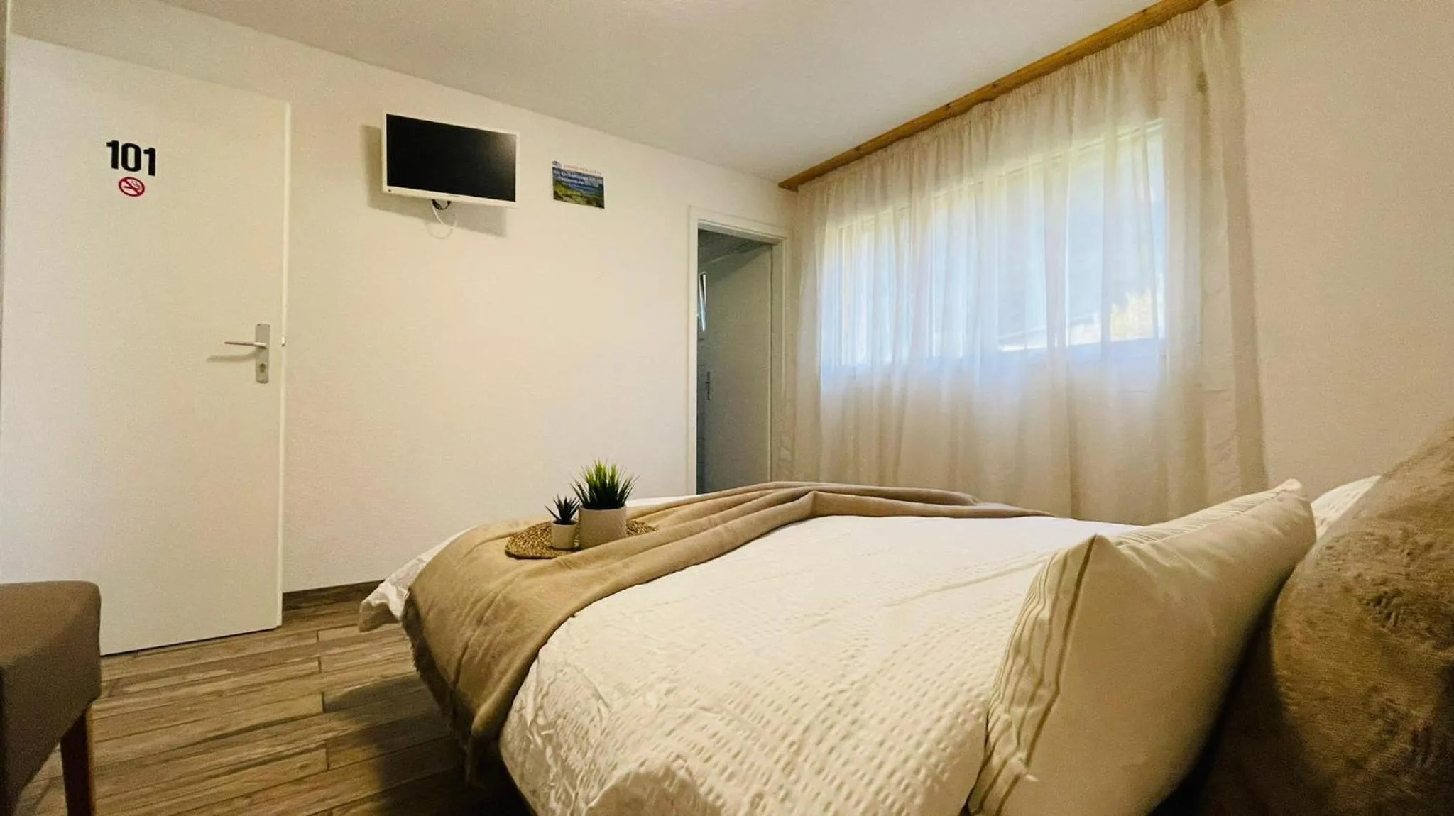 Bed in Swiss Chalet Holidays Ringgenberg