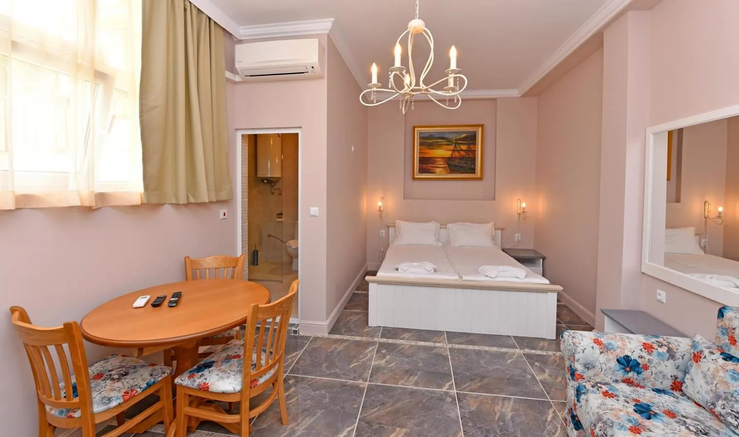 Bed in Sirena Palace Family Hotel