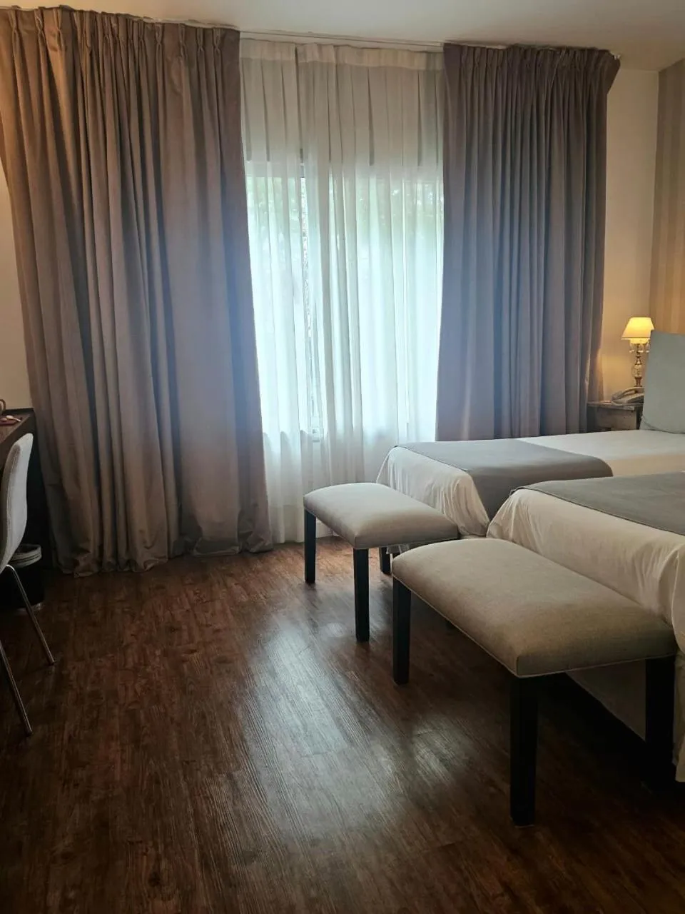 Bed in Be Hollywood!