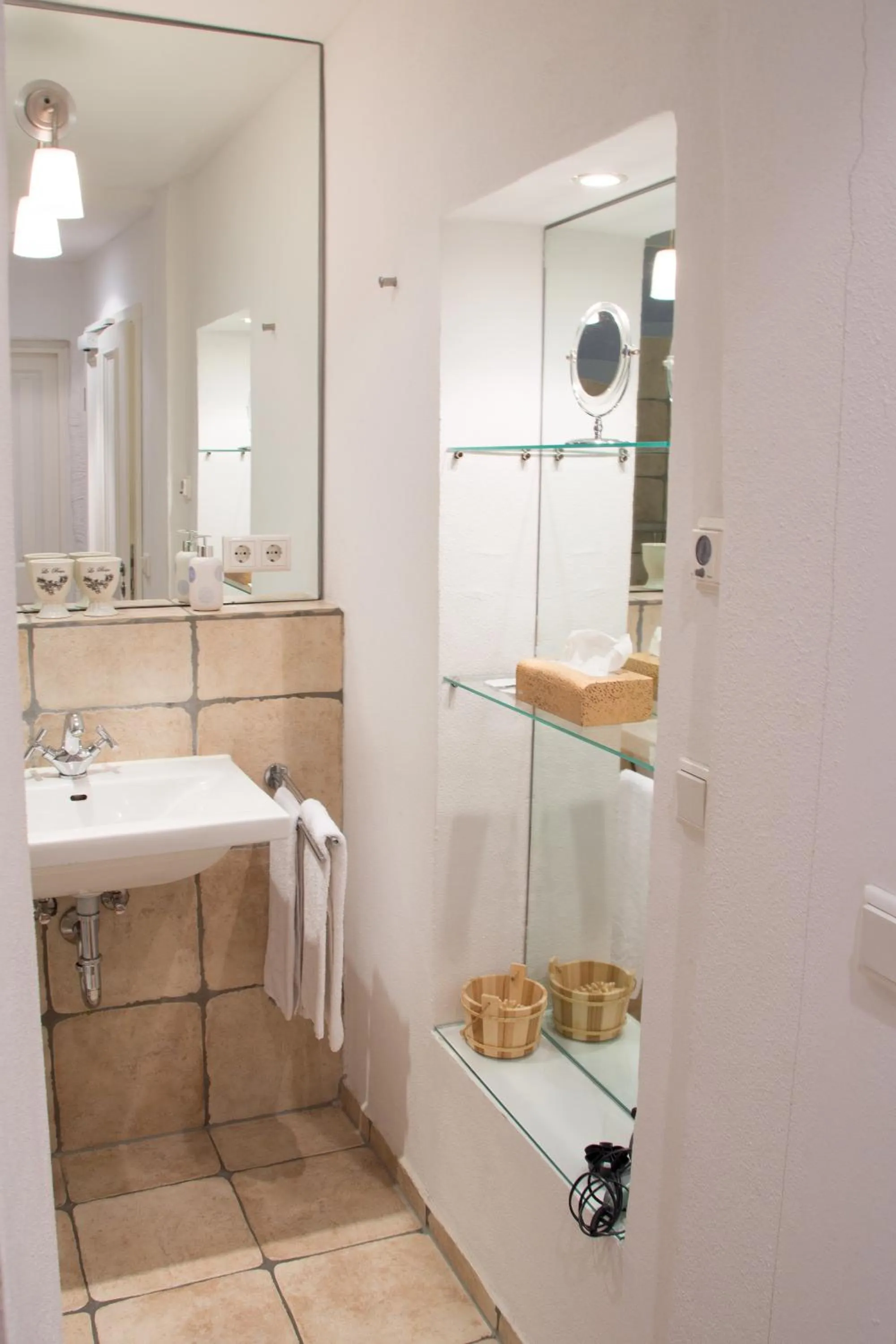 Bathroom in L'Ostello Altstadthotel