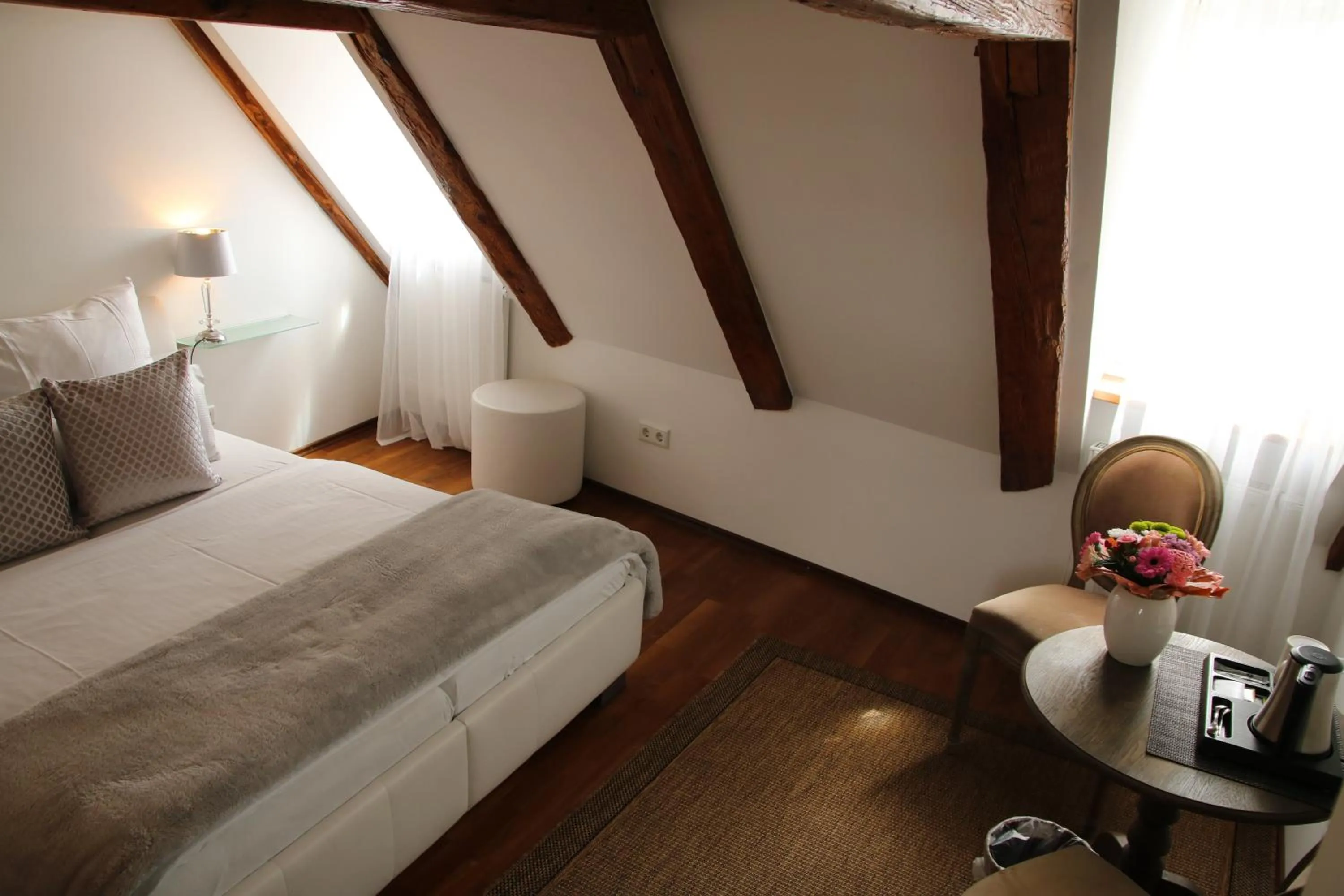 Bed in L'Ostello Altstadthotel