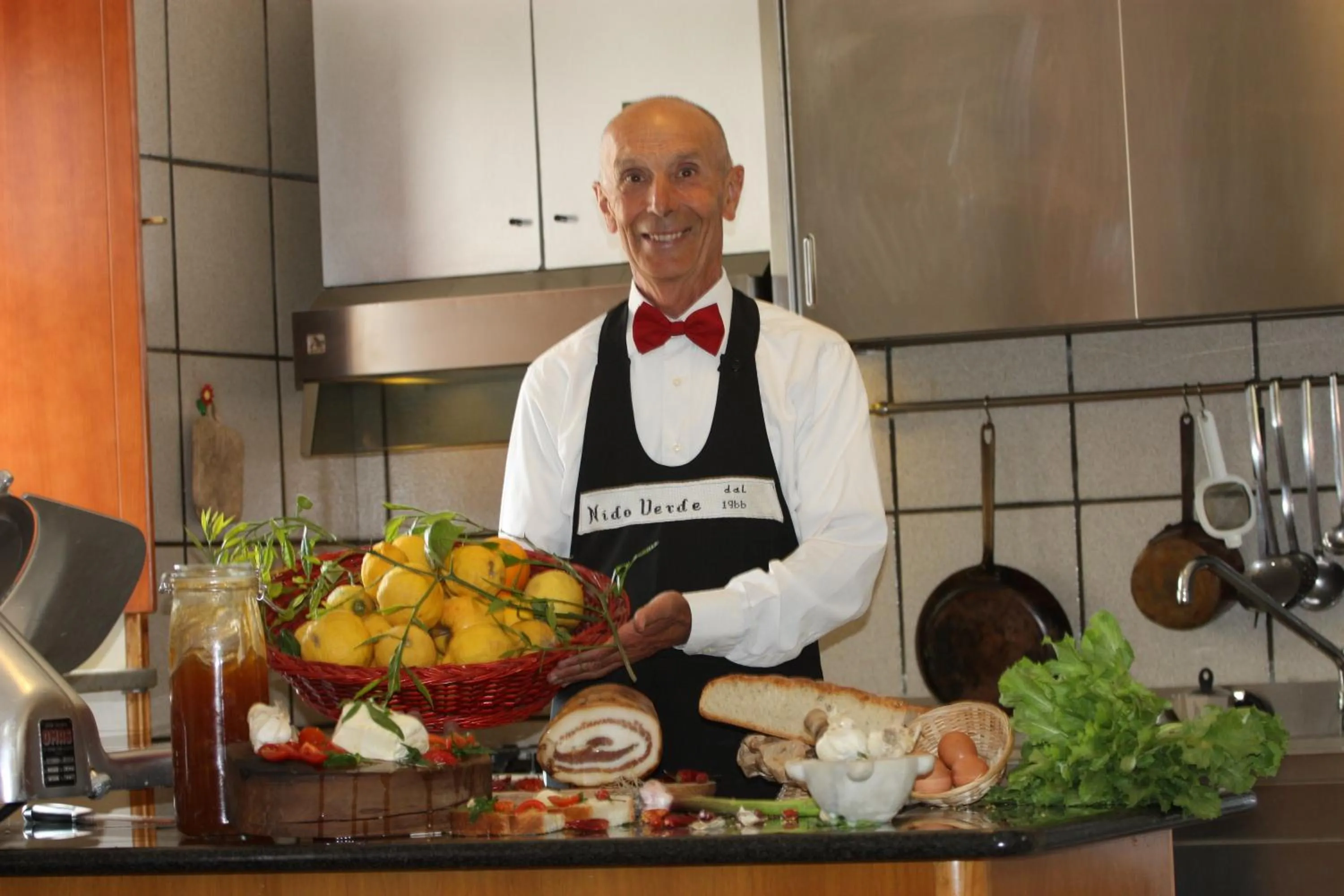 People in Nido Verde