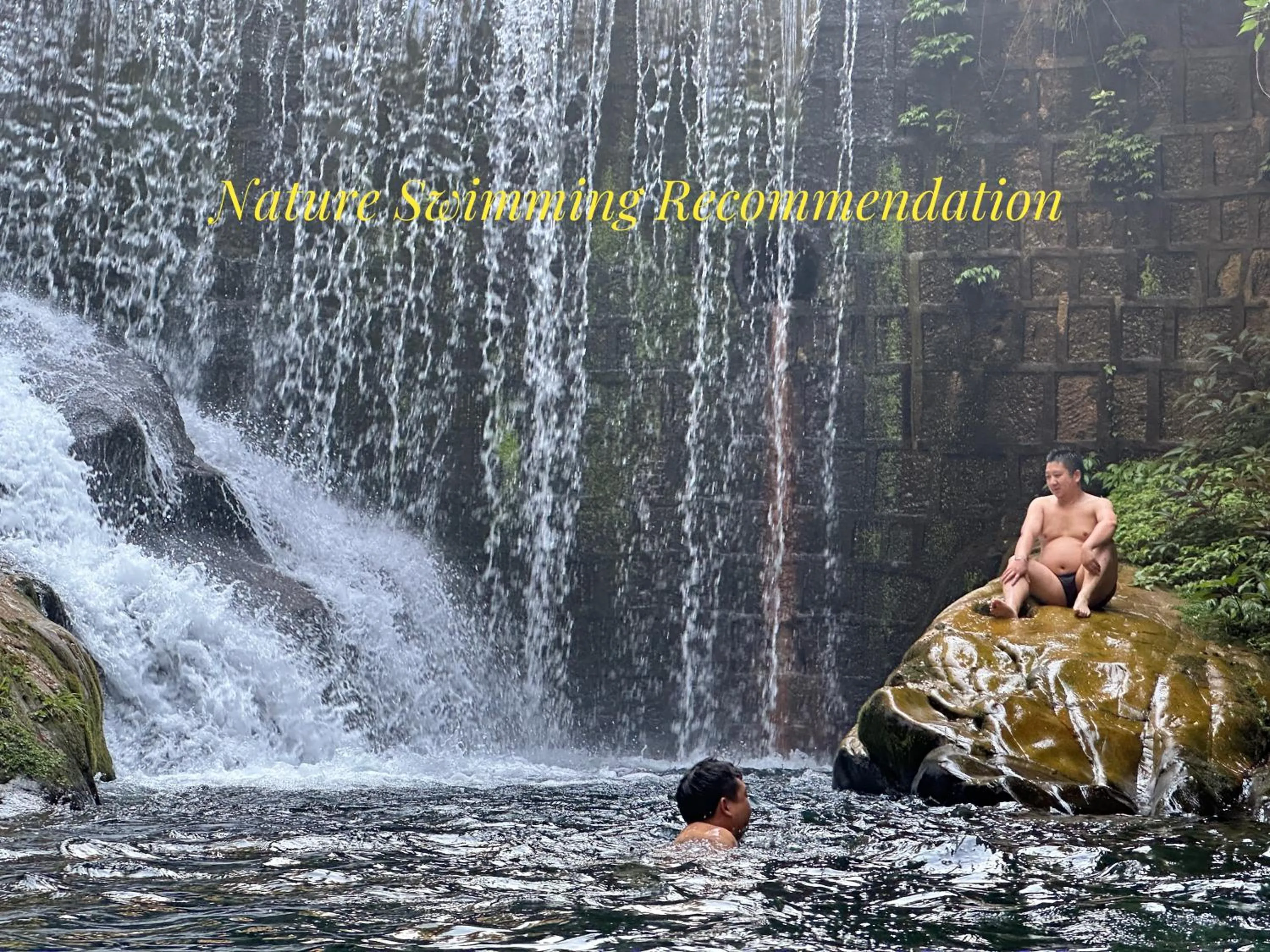 People in Zhangjiajie Highlights Guesthouse