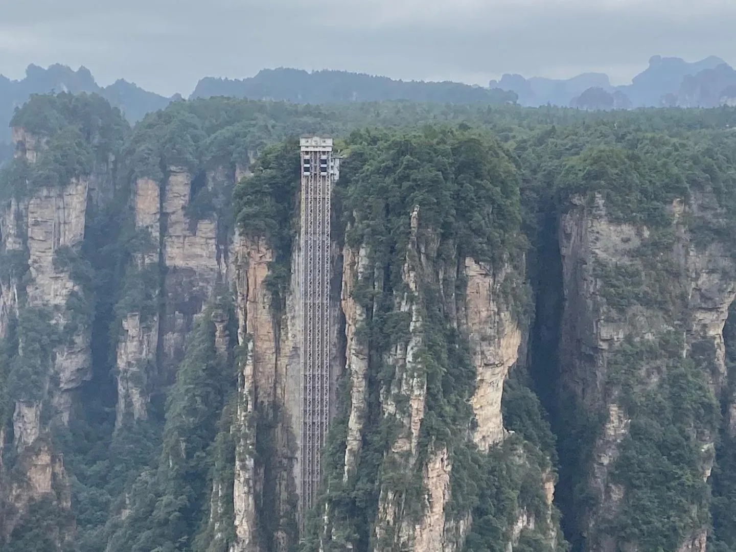 Natural landscape in Zhangjiajie Highlights Guesthouse