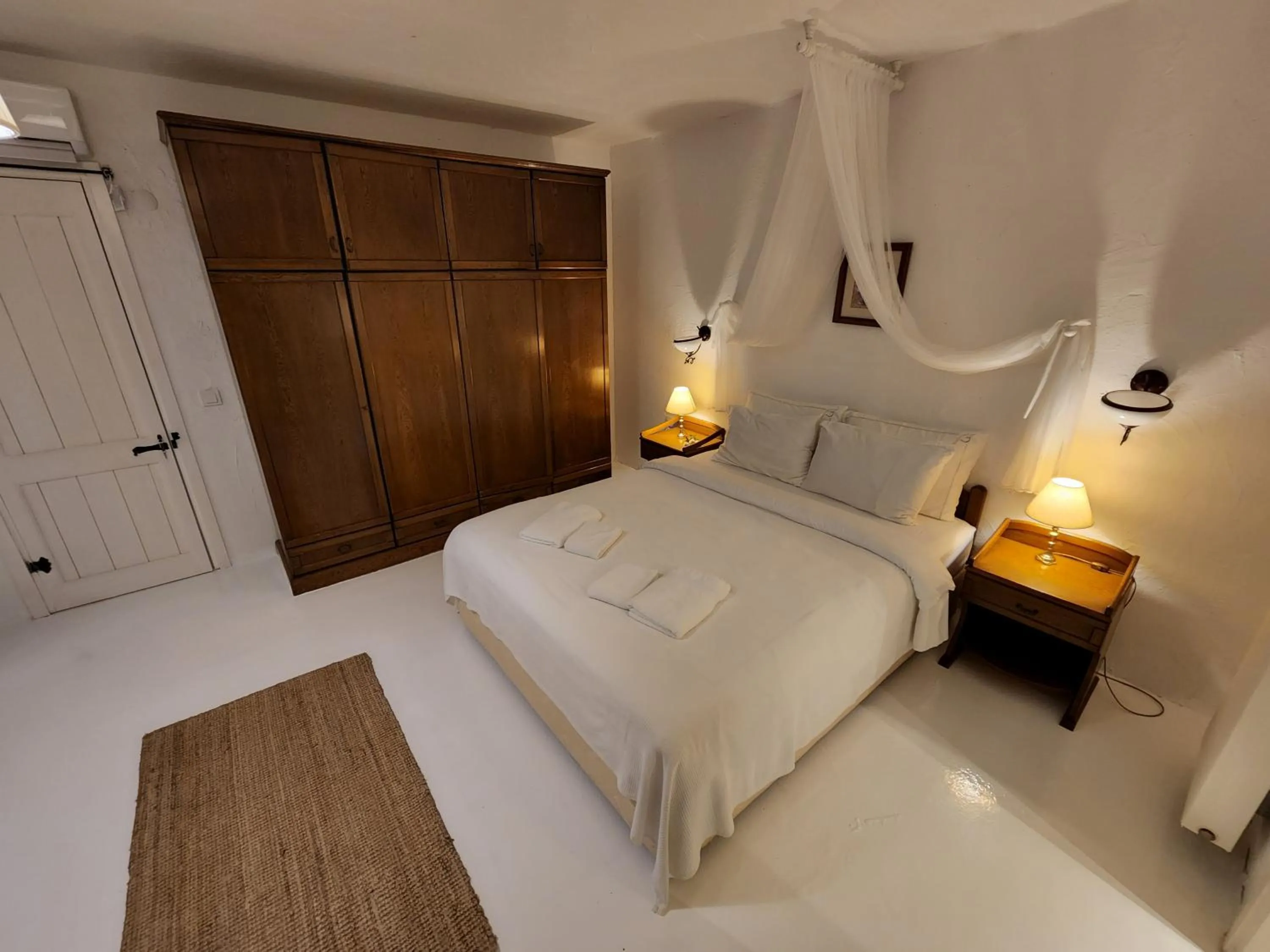 Bed in Jakamar Alacati