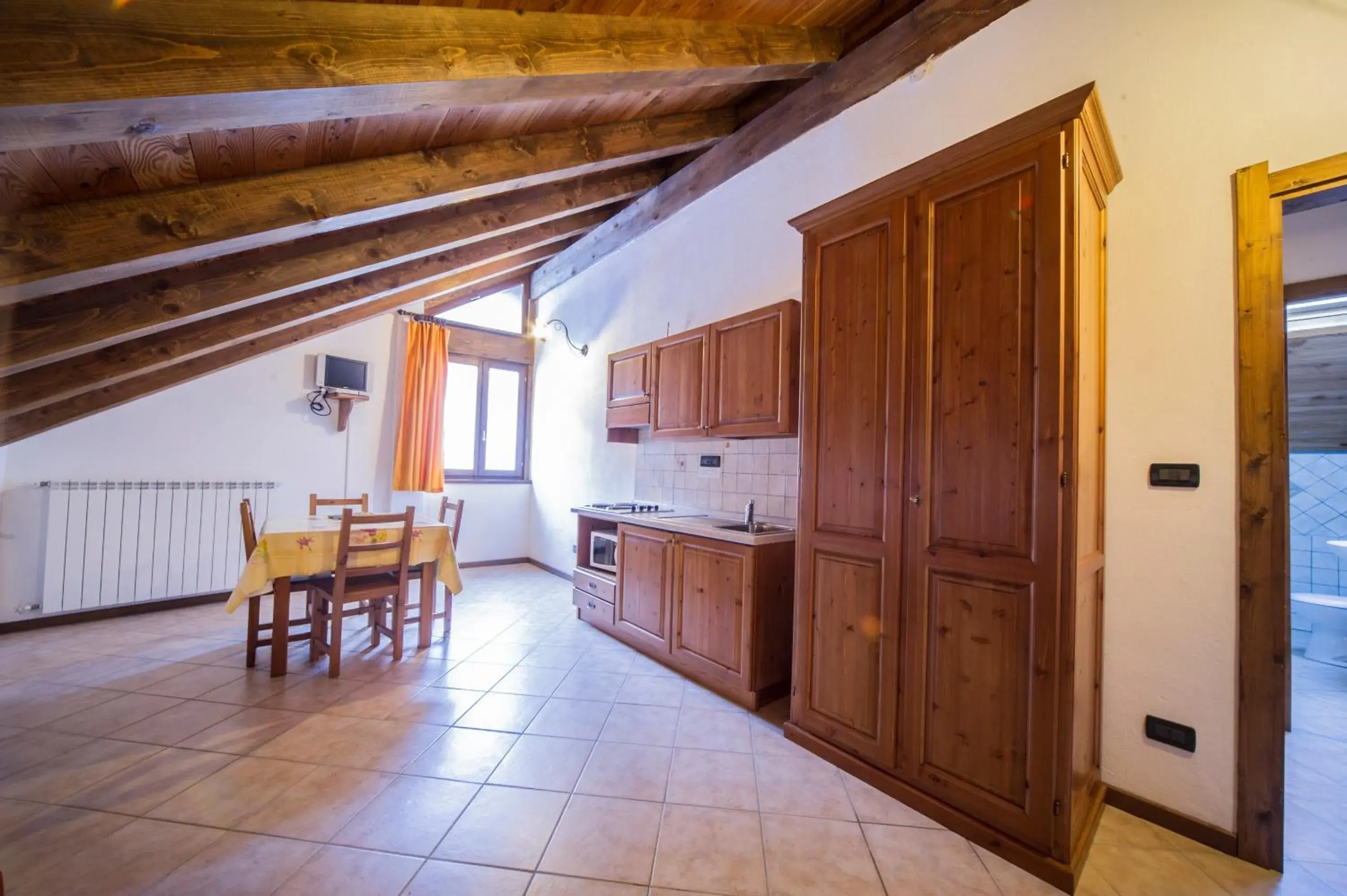 One-Bedroom Apartment (6 Adults) in Chalet Della Guida One-Bedroom Apartment (6 Adults) in Chalet Della Guida