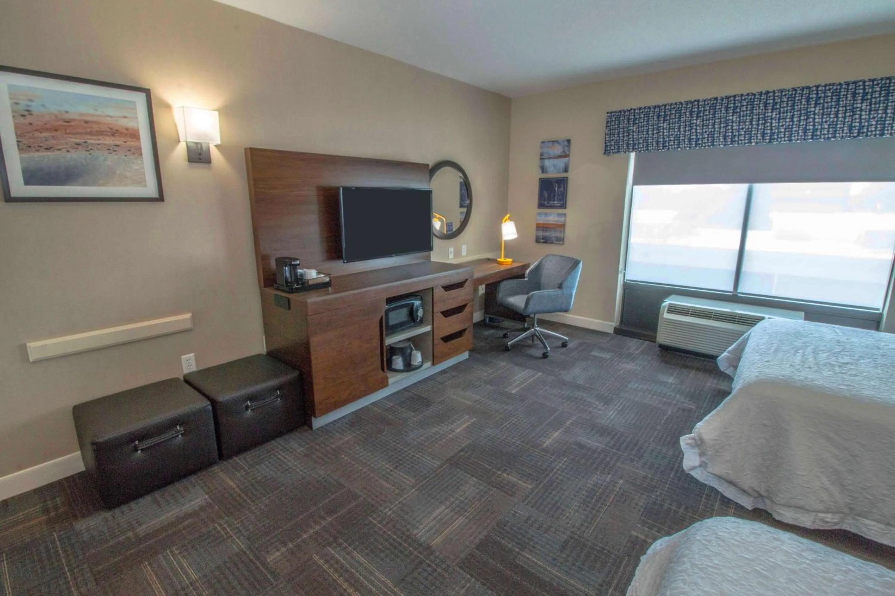 Bedroom, Bed in Hampton Inn & Suites Chesapeake-Battlefield Boulevard