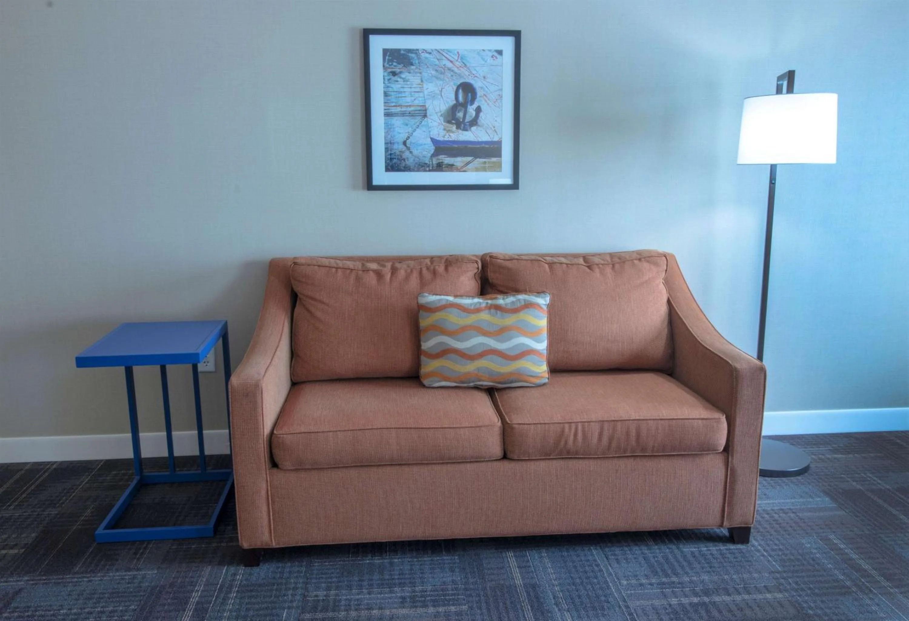 Living room in Hampton Inn & Suites Chesapeake-Battlefield Boulevard