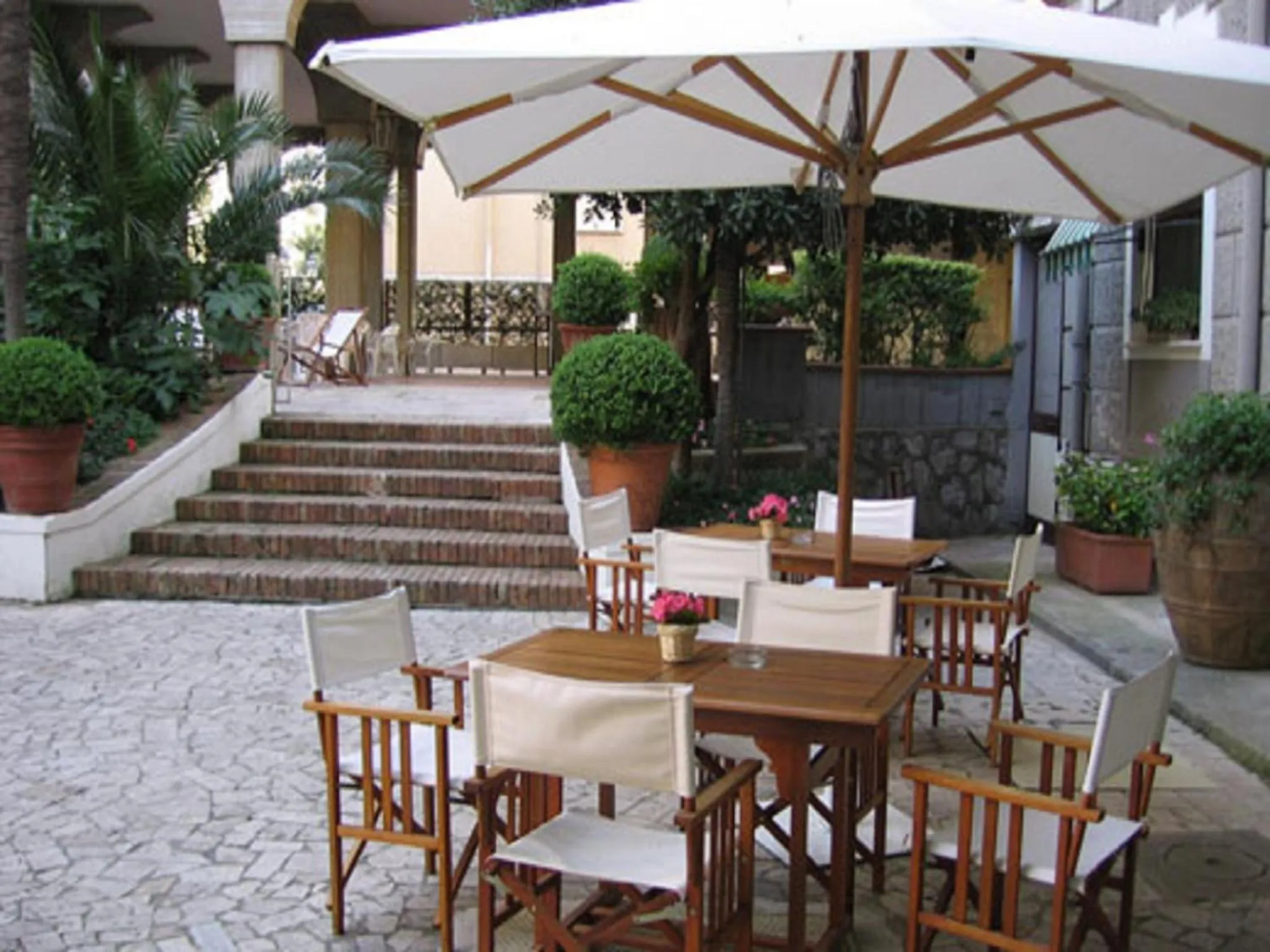 Restaurant/places to eat in Hotel Victoria Maiorino