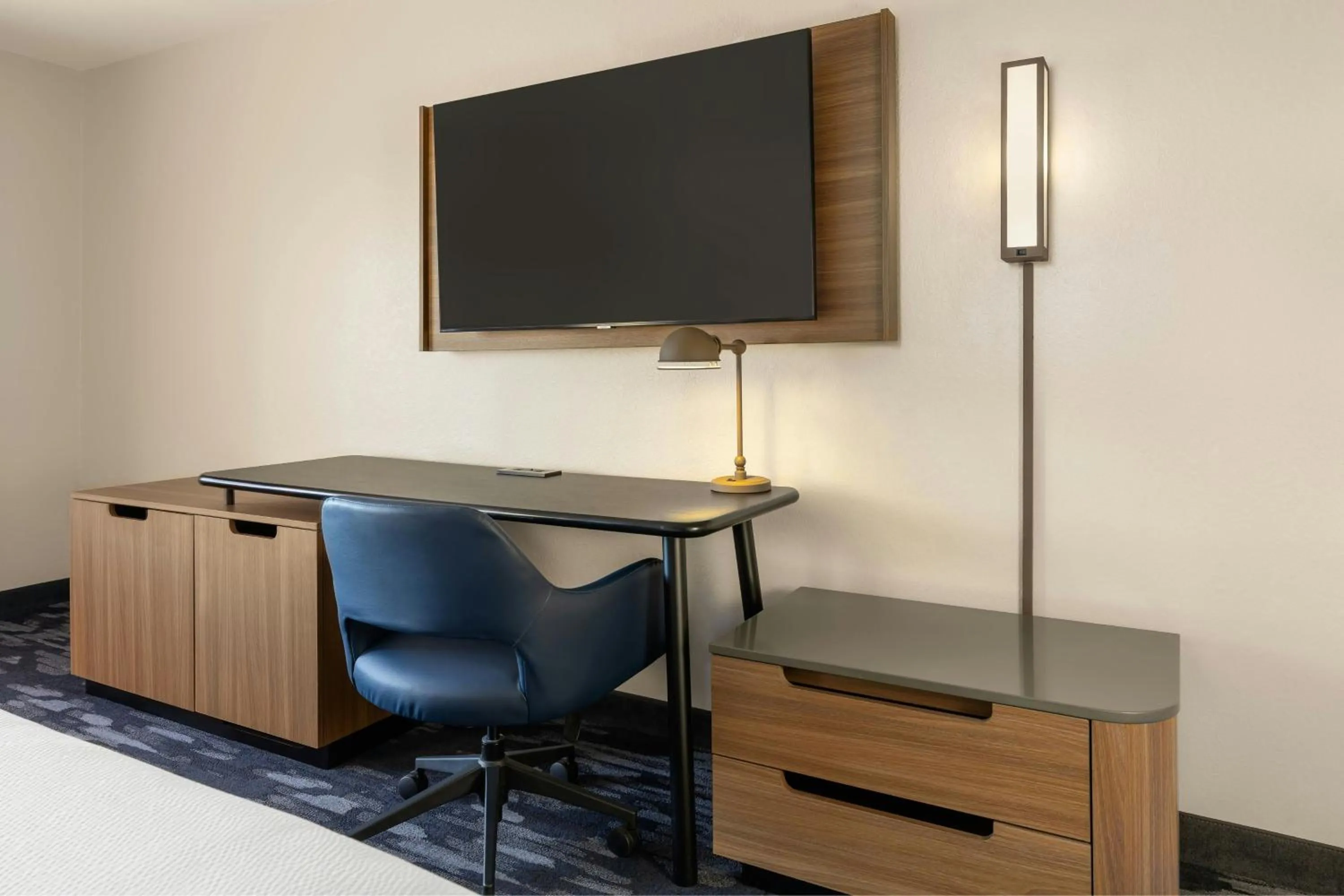 Photo of the whole room in Fairfield Inn & Suites Minneapolis St. Paul/Roseville