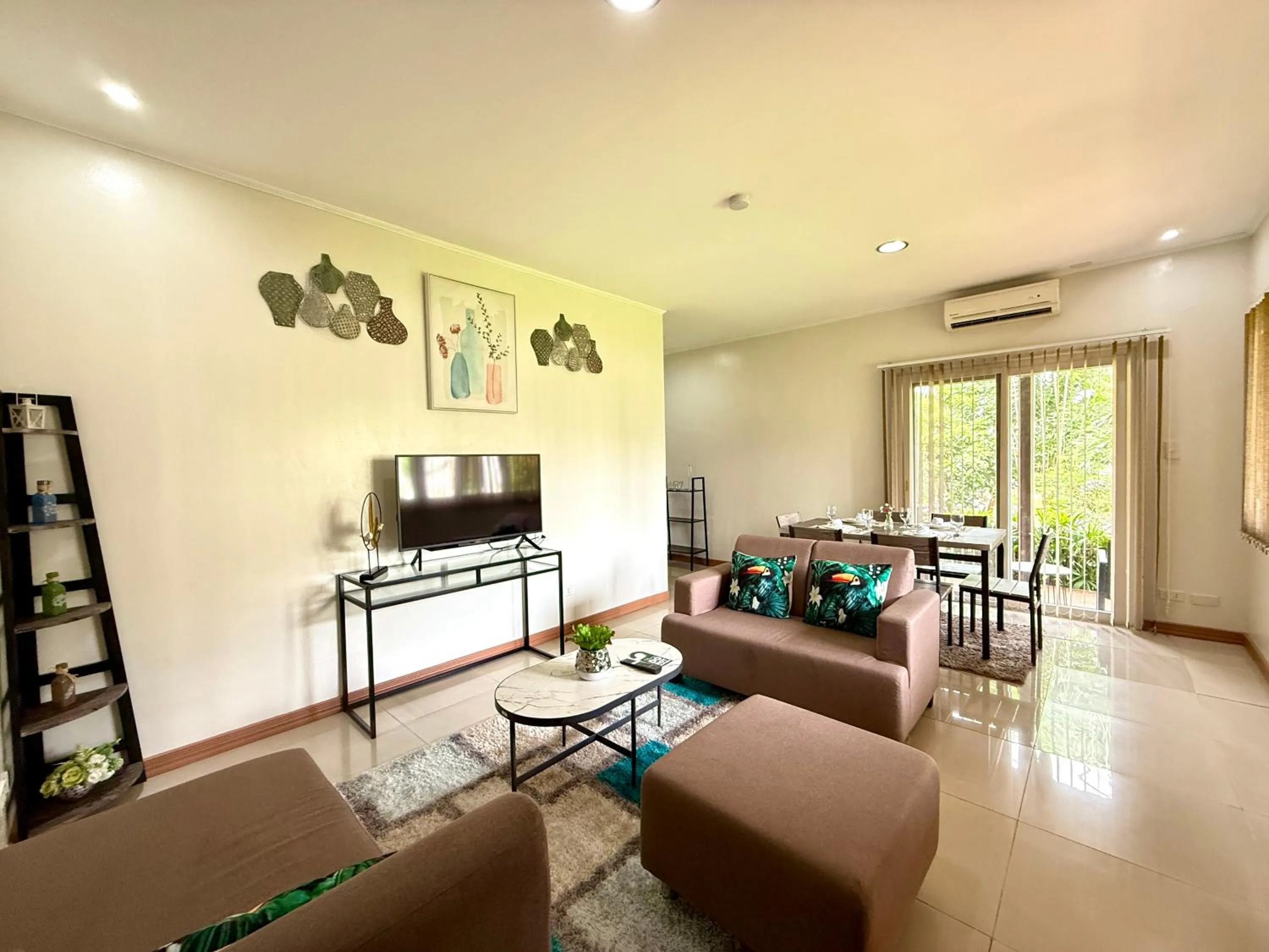 TV and multimedia in Batangas Country Club