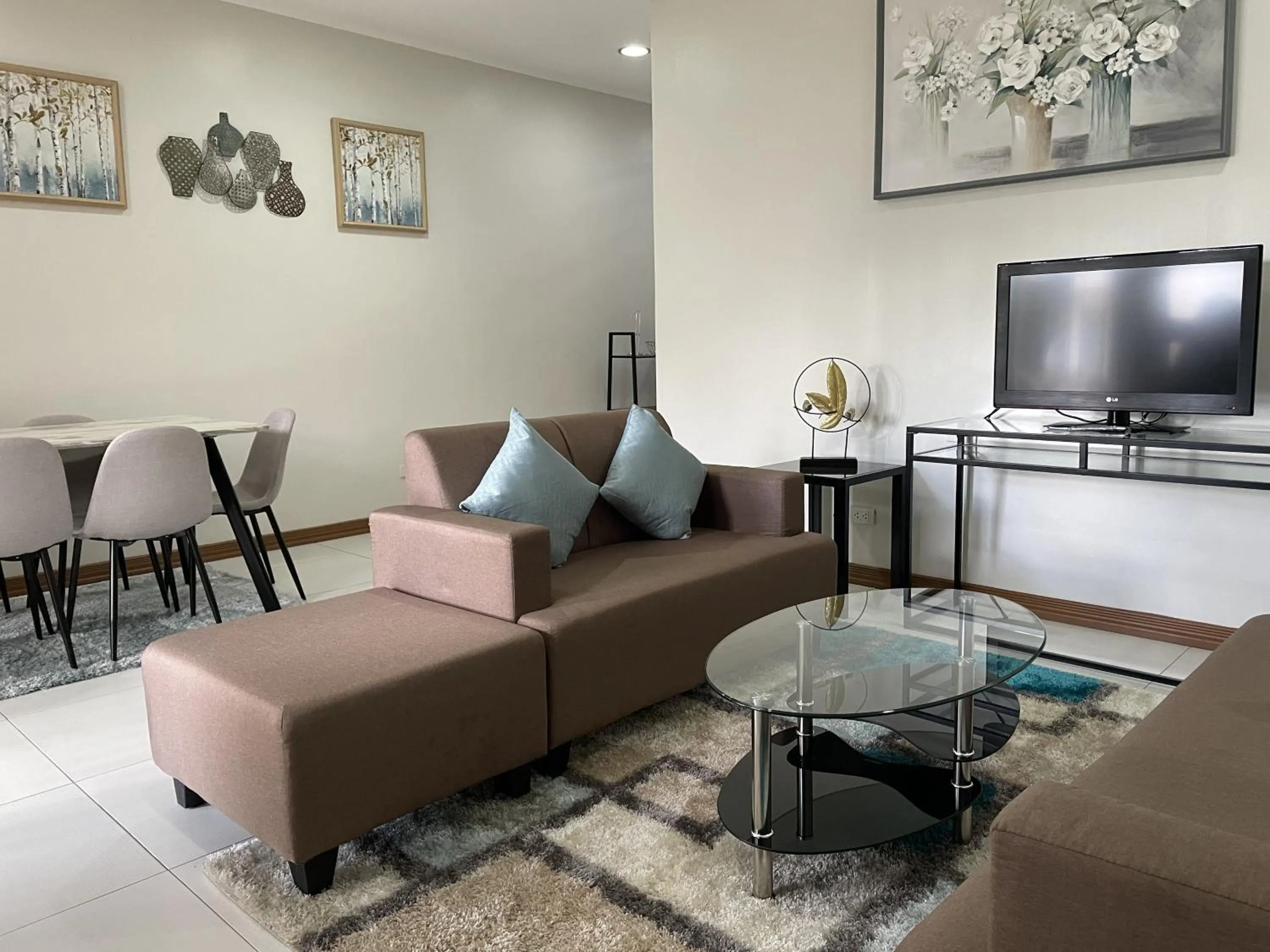 TV and multimedia in Batangas Country Club