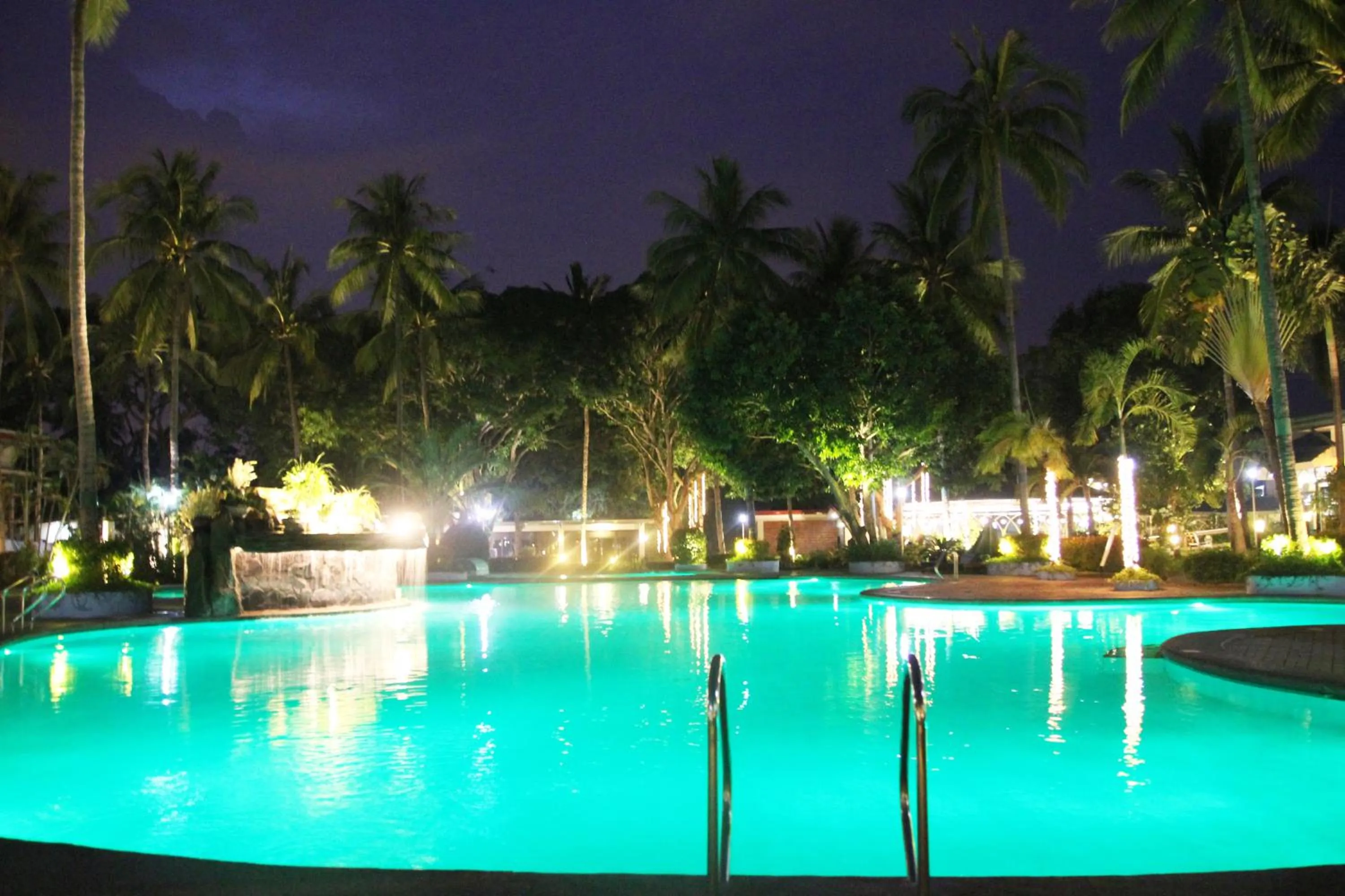 Swimming pool in Batangas Country Club
