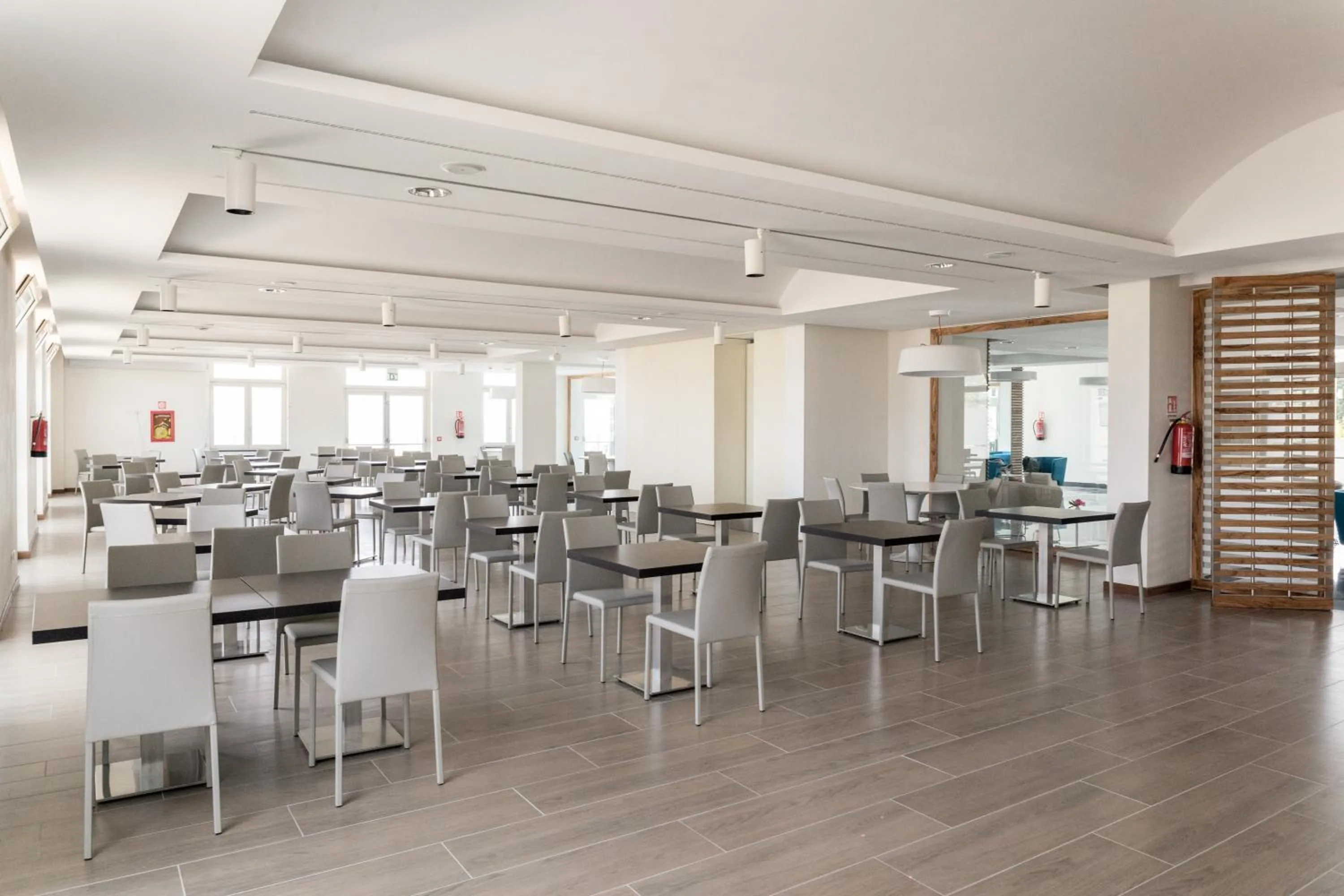 Restaurant/places to eat in Villa Ersilia