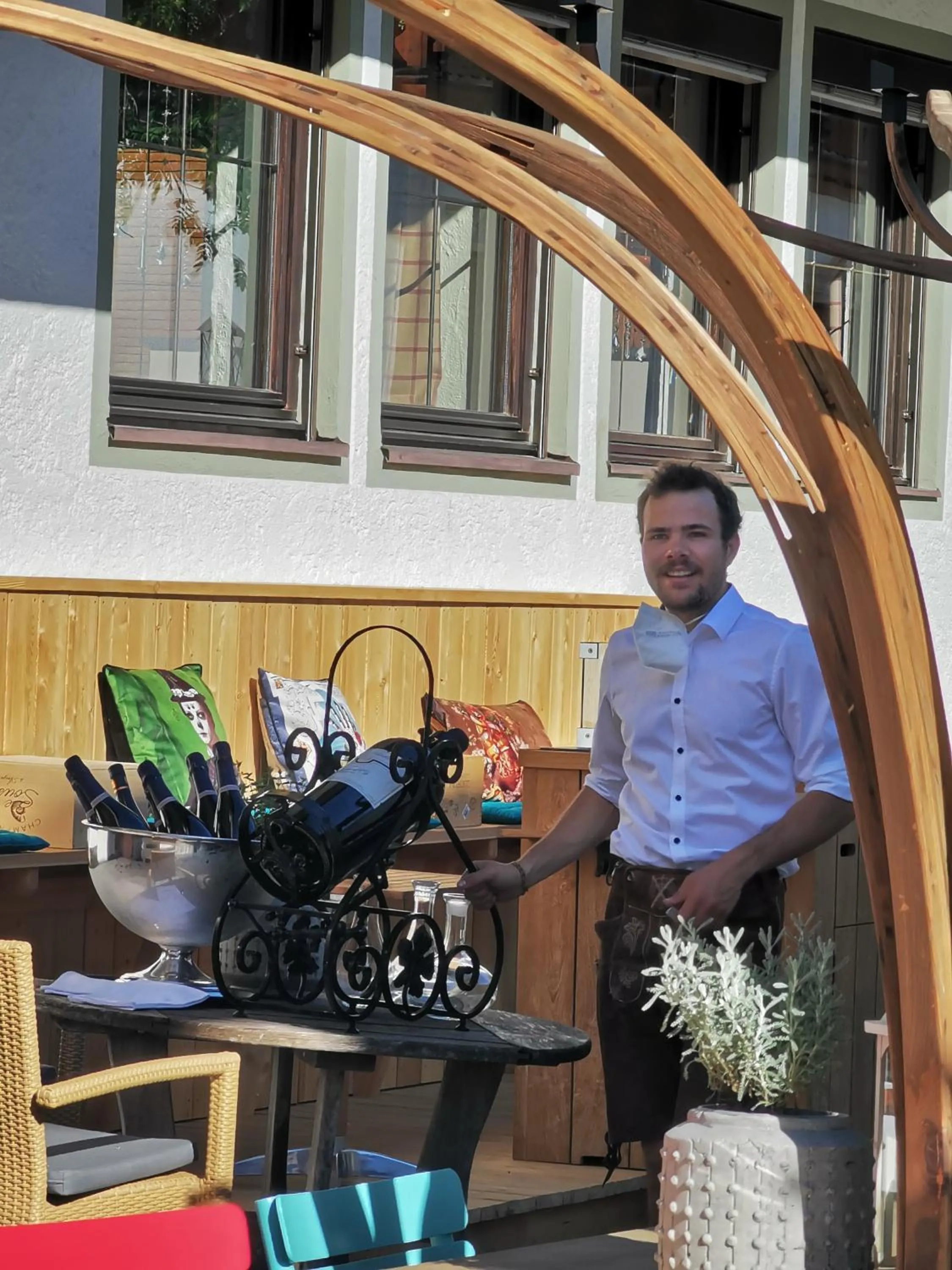 Restaurant/places to eat in Hotel Sandhof