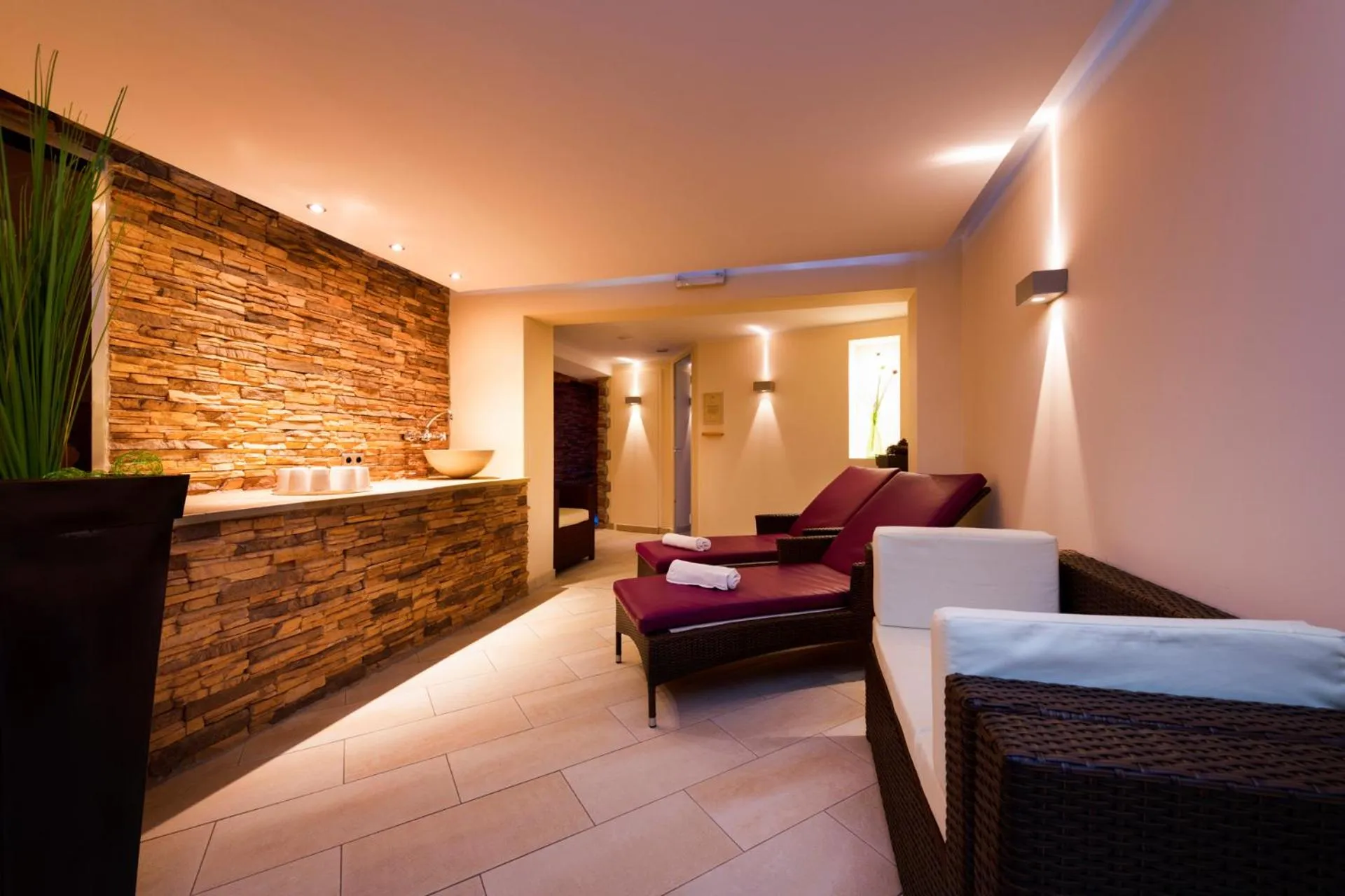 Spa and wellness centre/facilities, Bed in Hotel Sandhof
