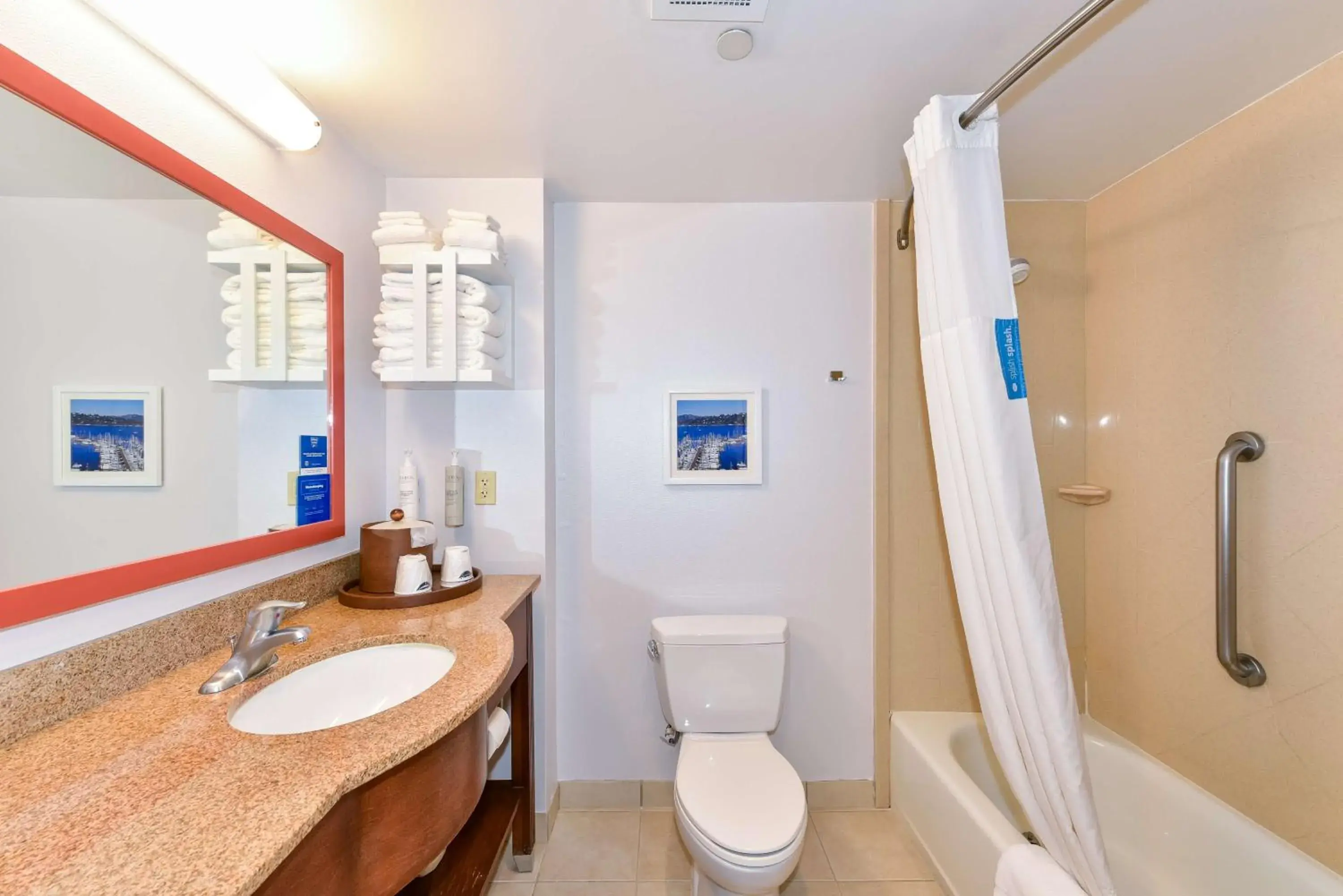 Room with Two Queen Beds - Non-Smoking in Hampton Inn & Suites Pittsburg Room with Two Queen Beds - Non-Smoking in Hampton Inn & Suites Pittsburg