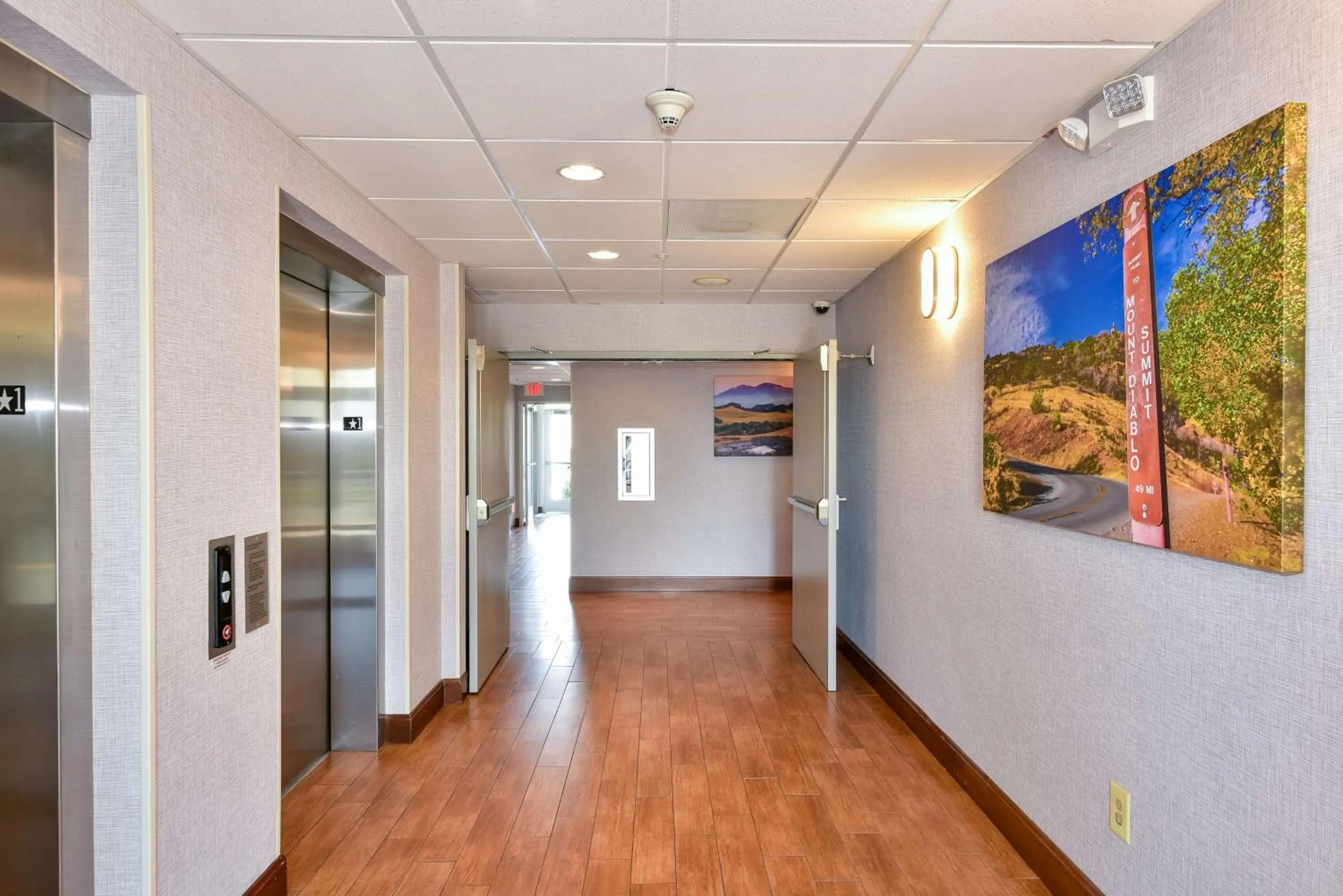 Lobby or reception in Hampton Inn & Suites Pittsburg