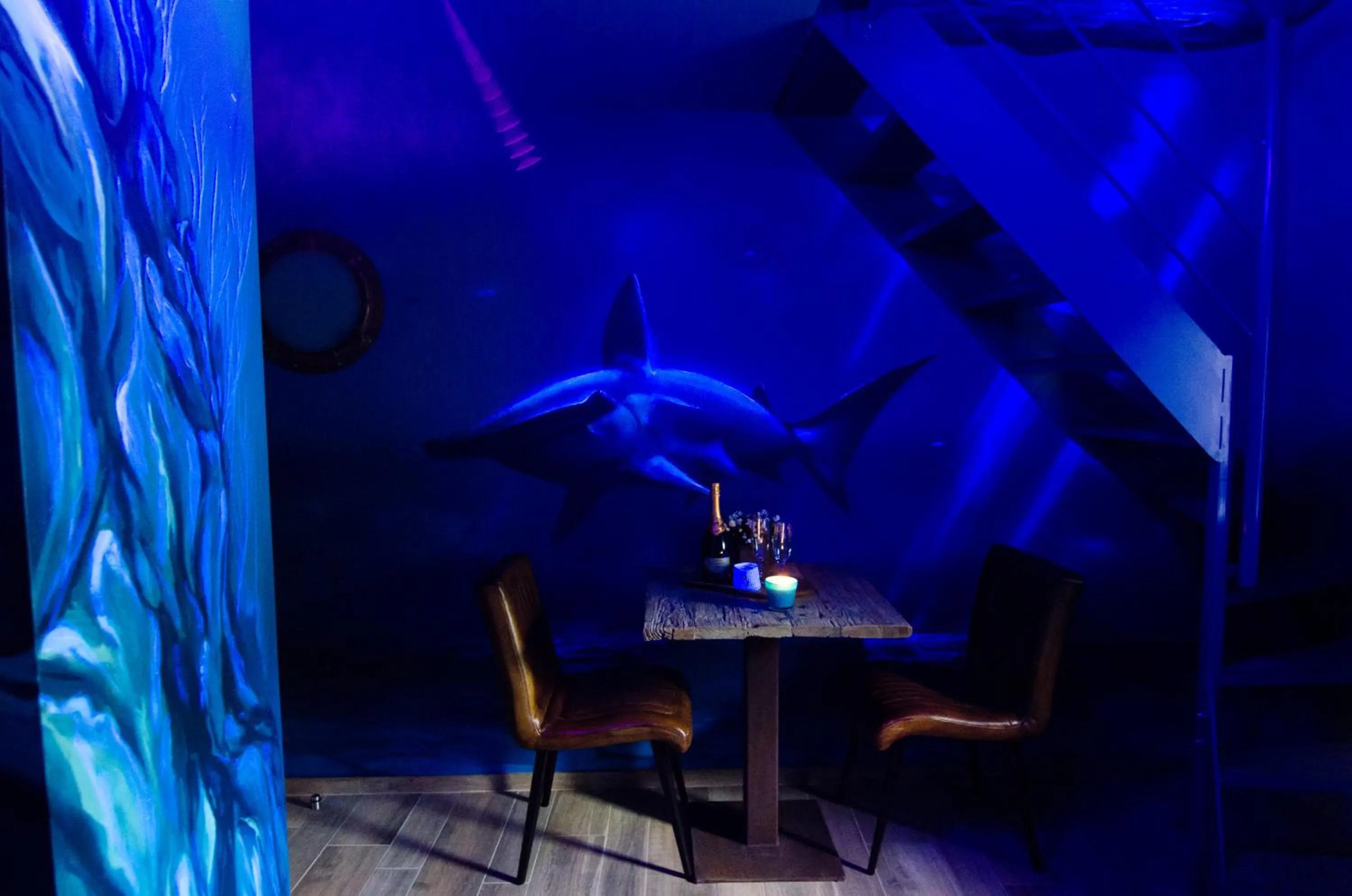 Restaurant/places to eat in River Lodge Hotel Insolite