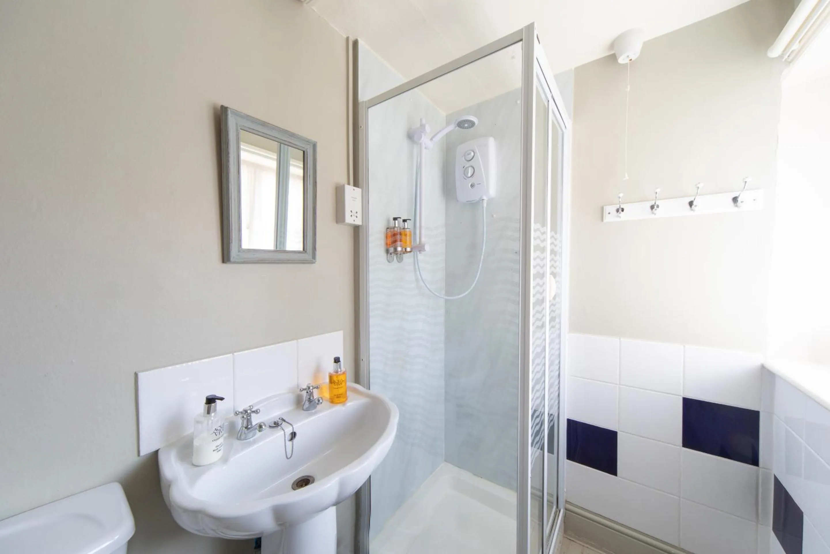 Bathroom in The Harnser, Cley