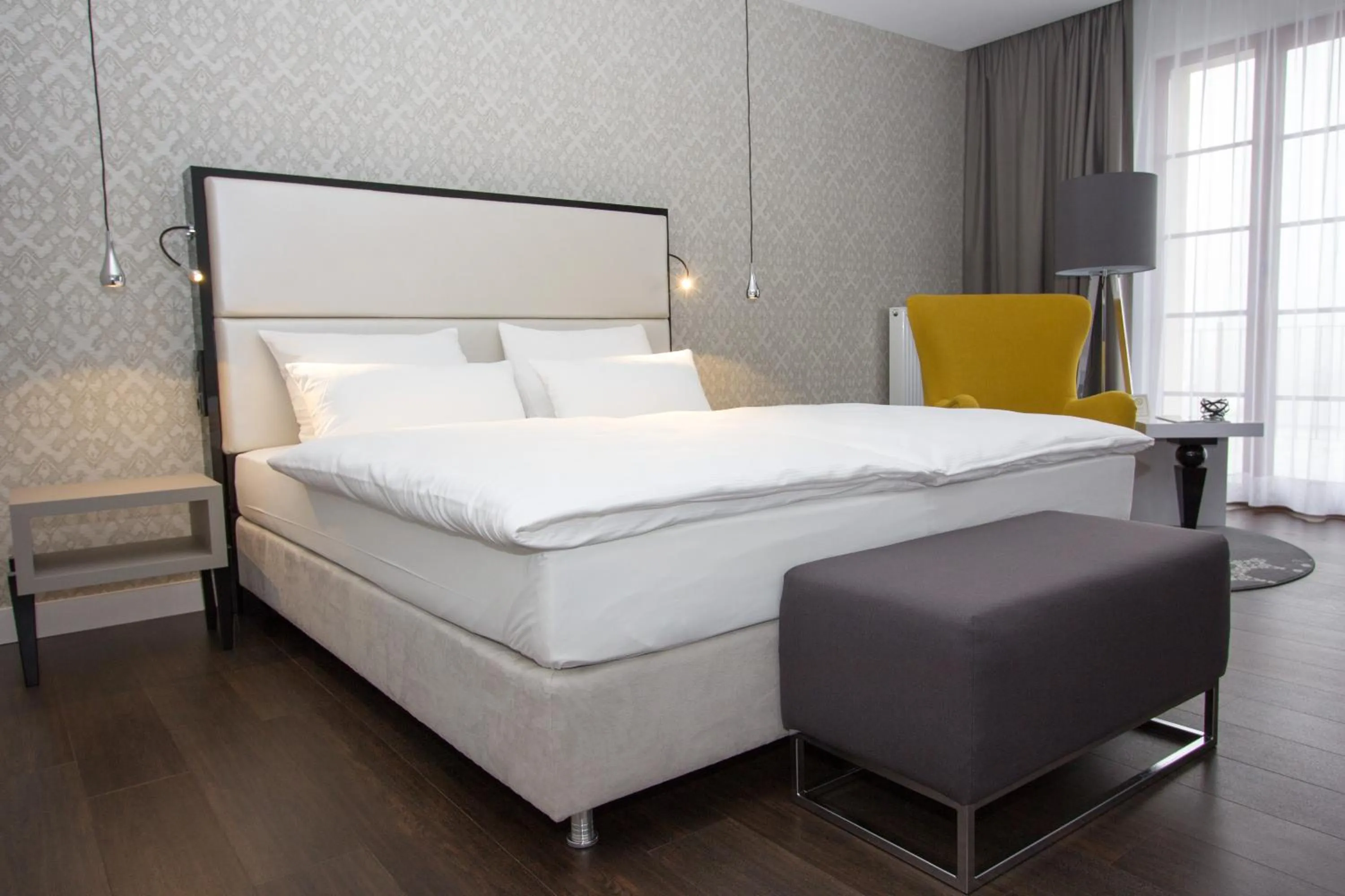 Bedroom, Bed in Hotel Wemperhardt