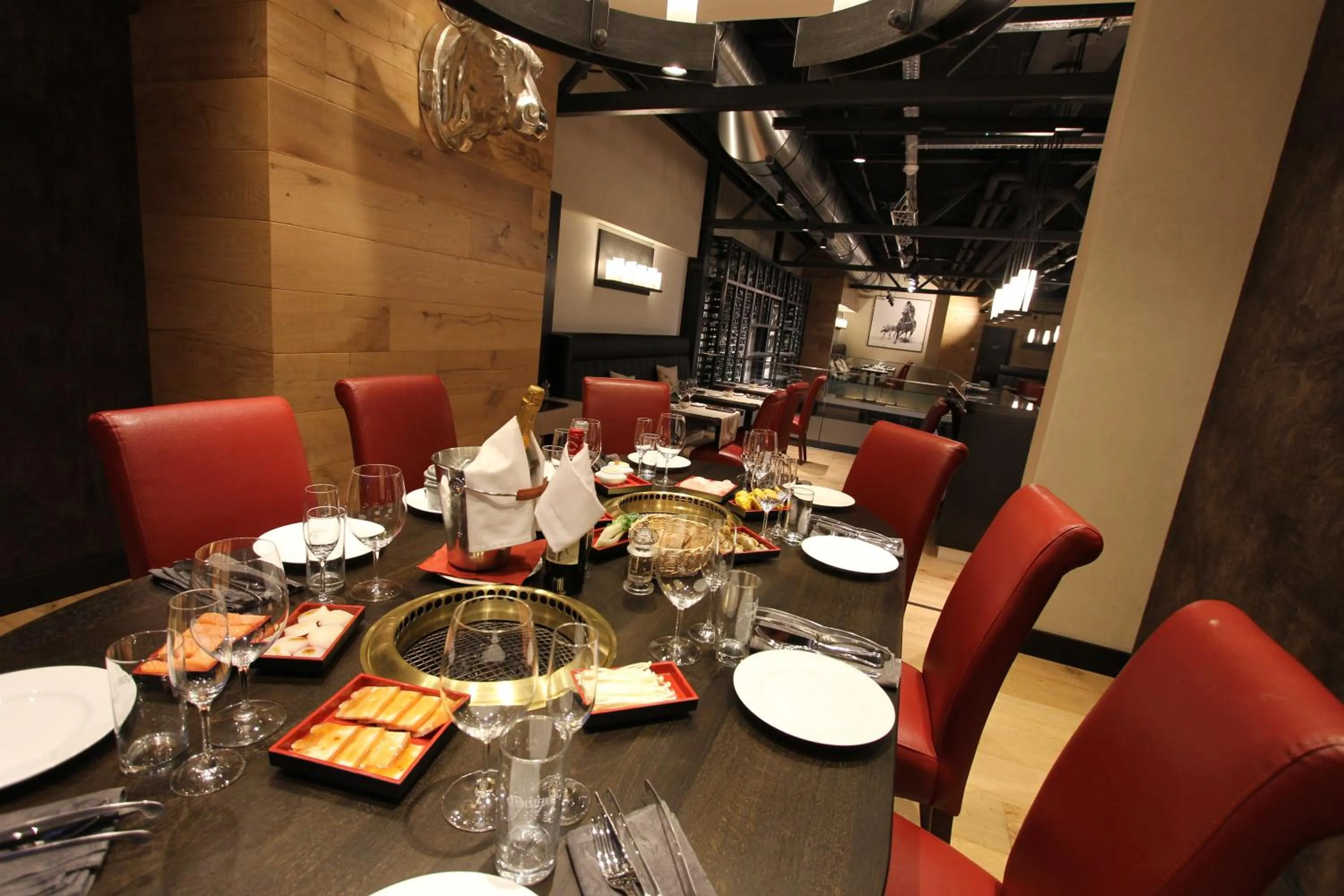 Restaurant/places to eat in Hotel Wemperhardt