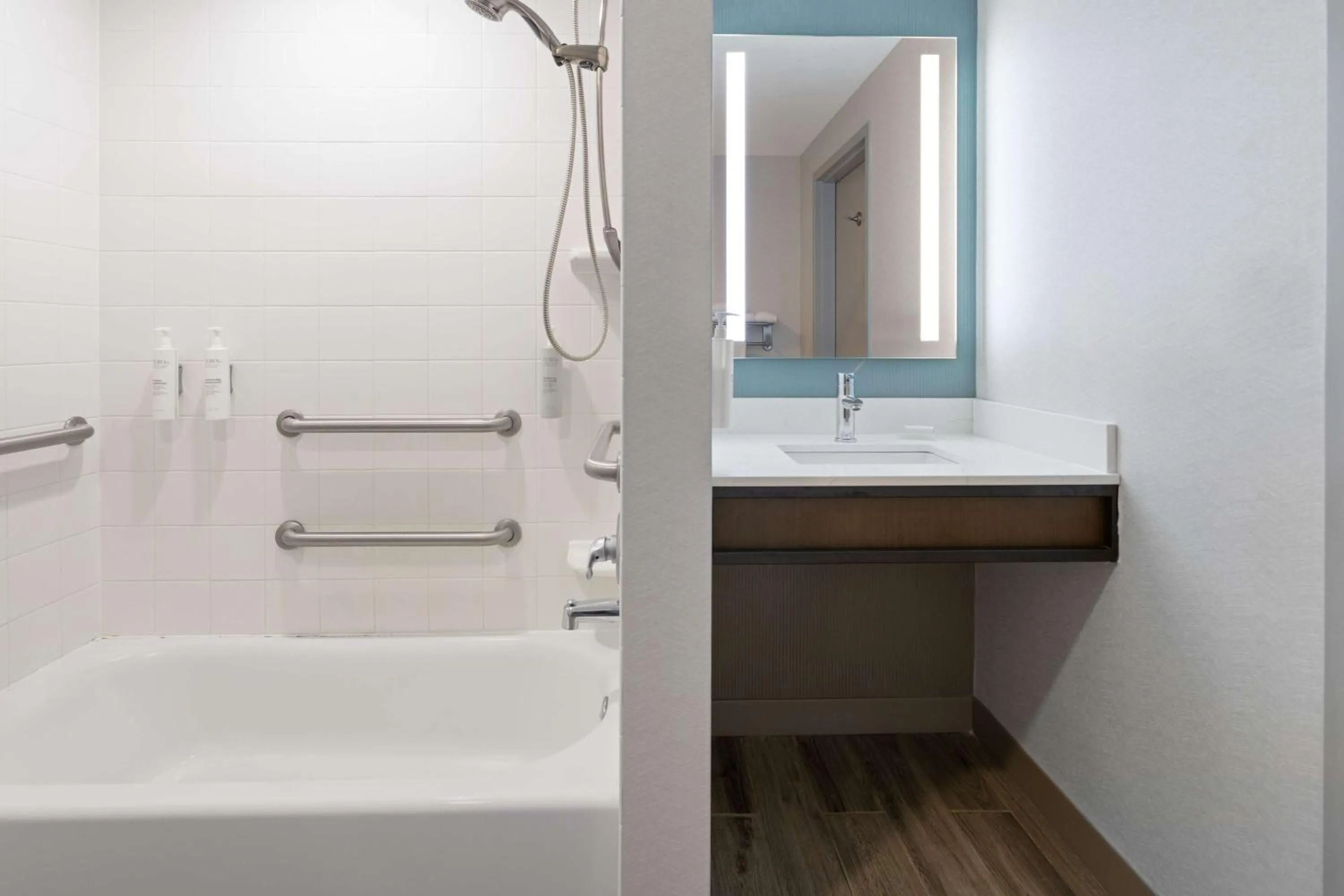 Photo of the whole room in Hilton Garden Inn Winston-Salem/Hanes Mall