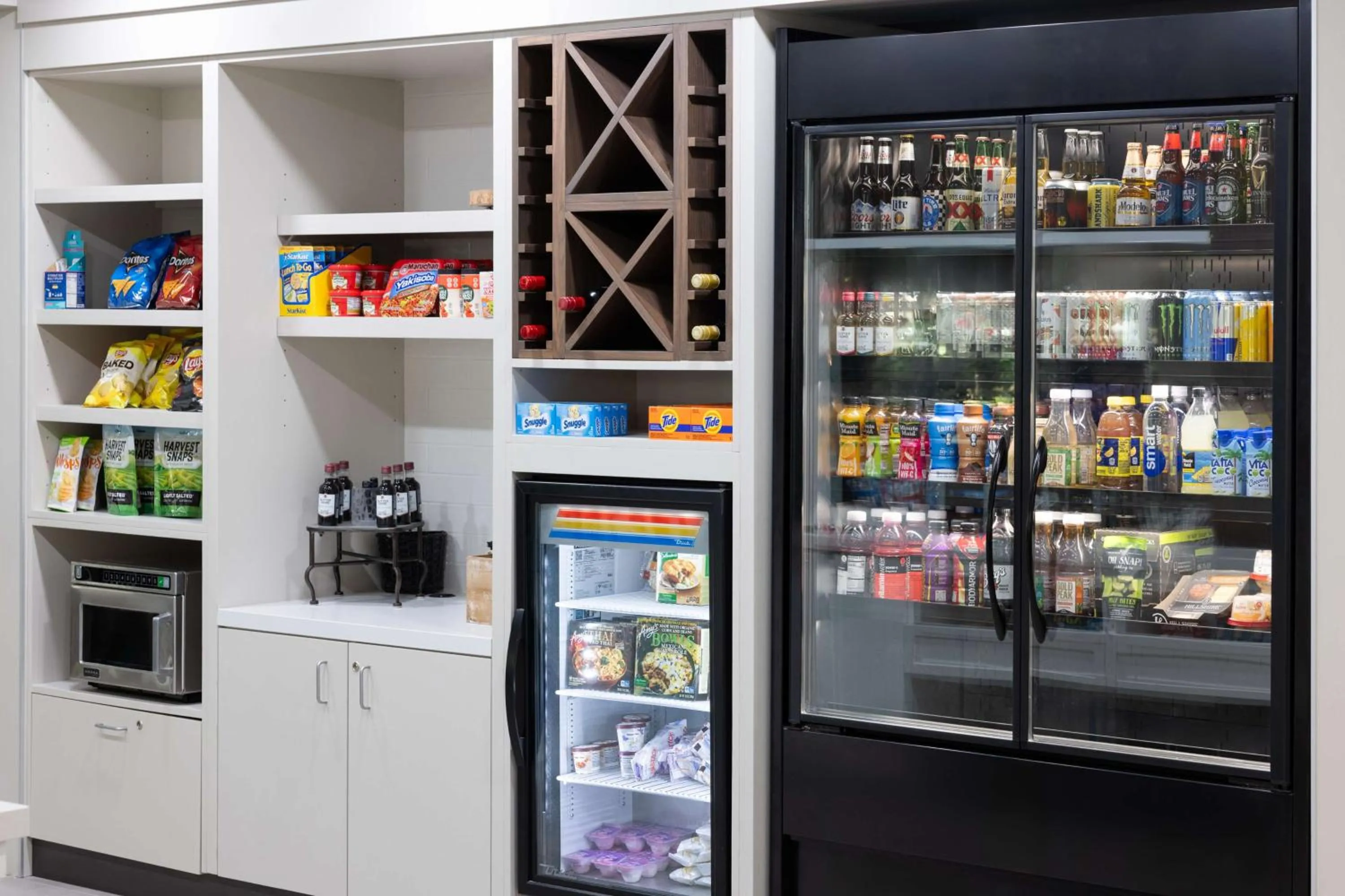 Restaurant/places to eat in Hilton Garden Inn Winston-Salem/Hanes Mall