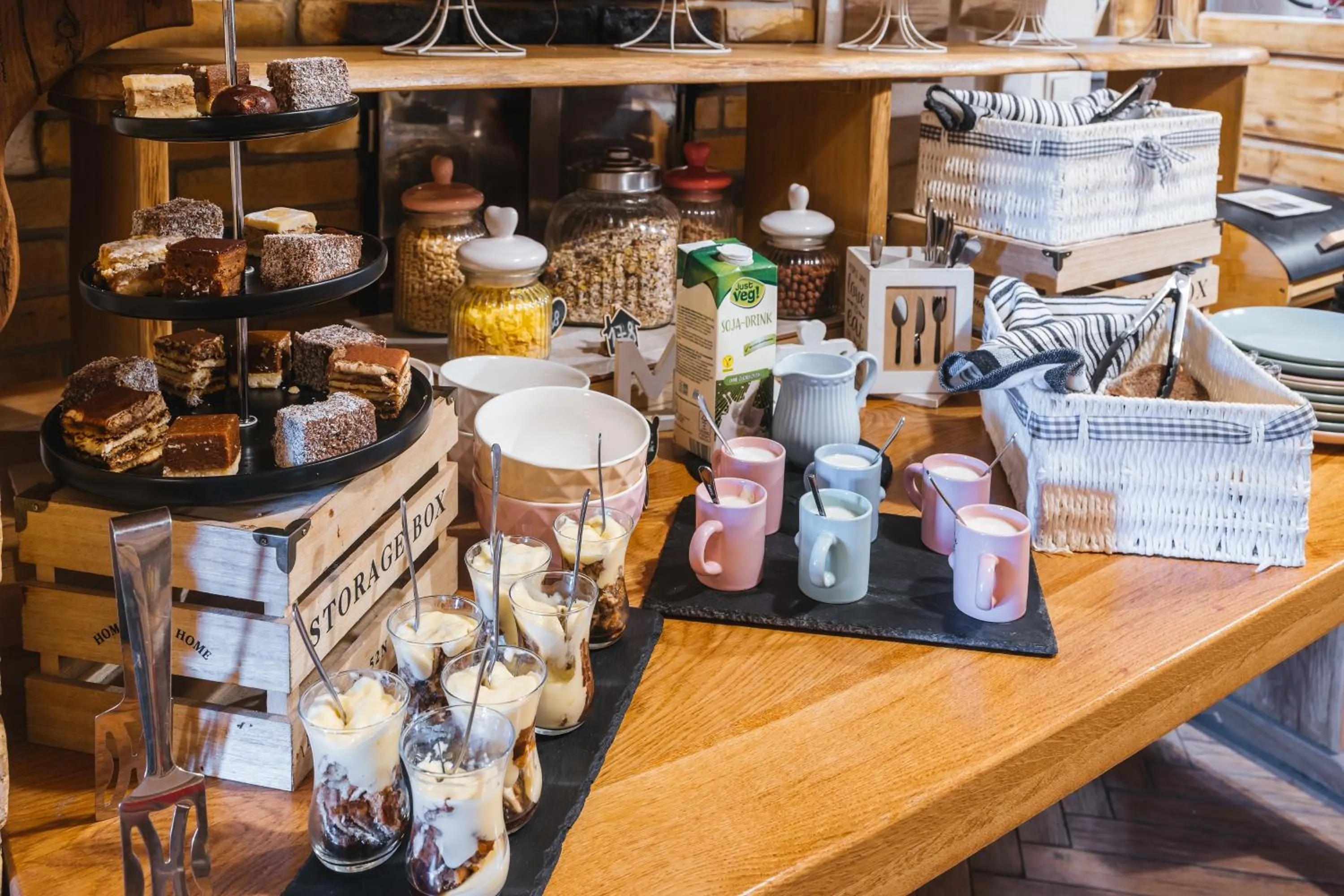 Breakfast in Old Bled House