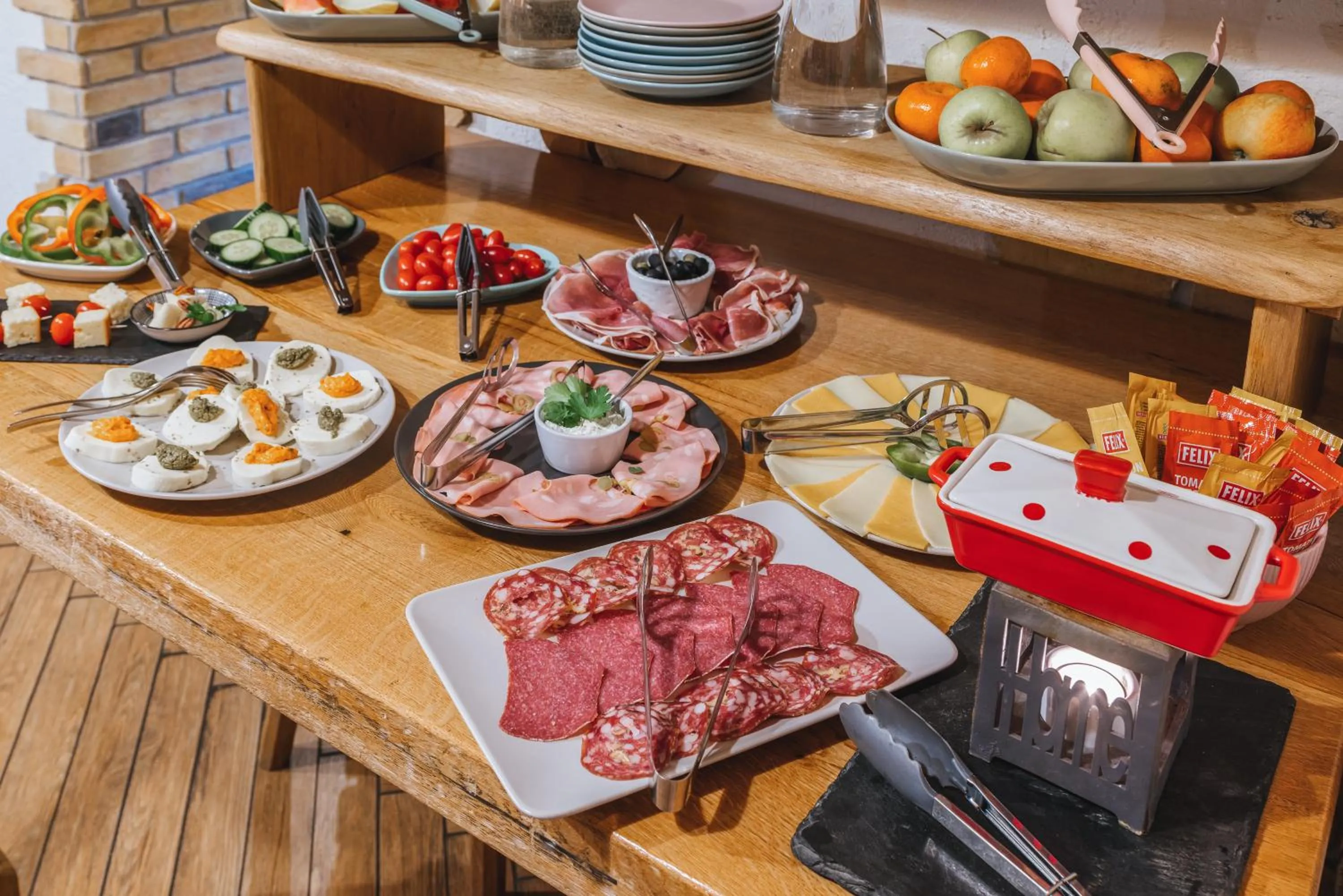 Breakfast in Old Bled House