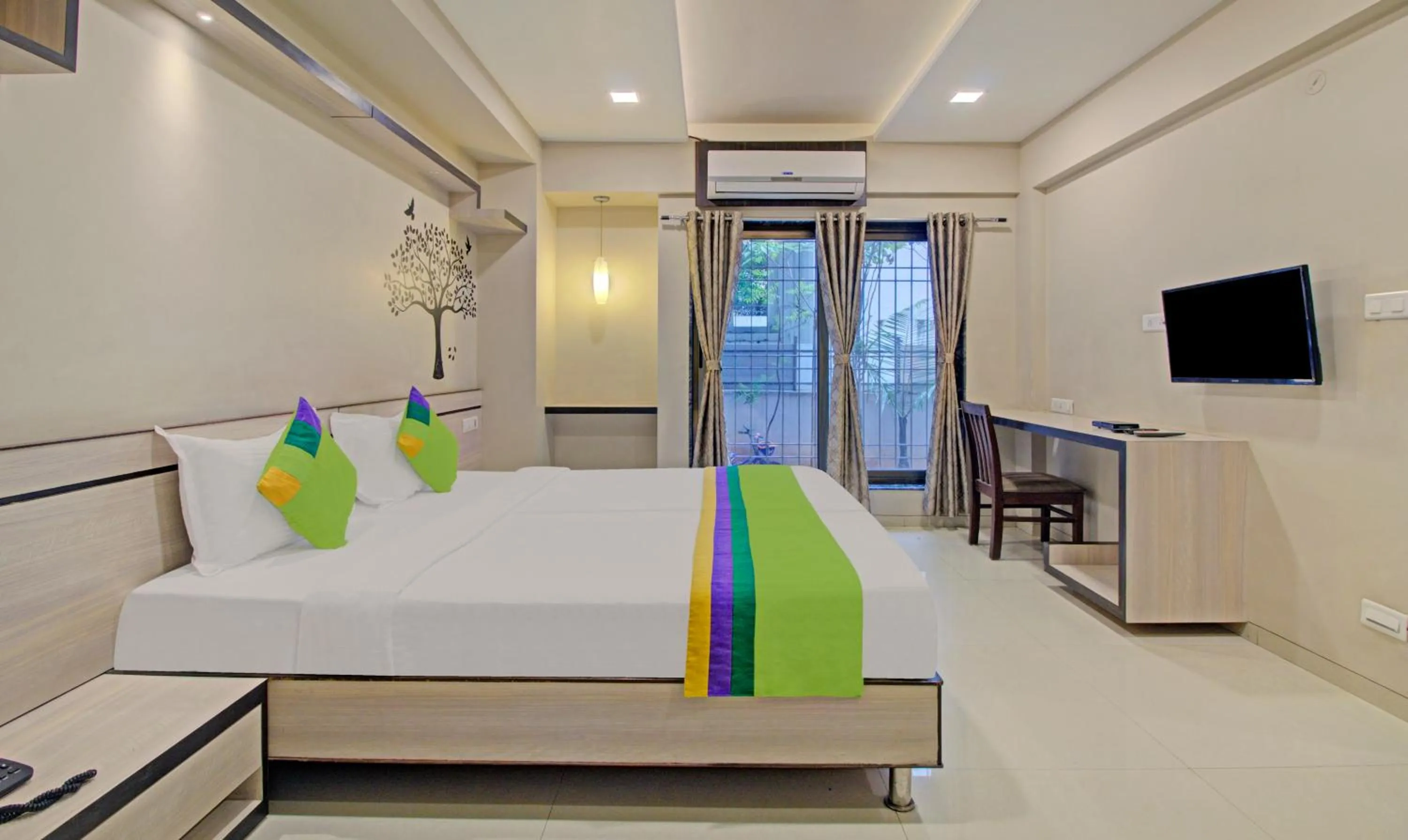 Bedroom in Treebo Sumati Baner