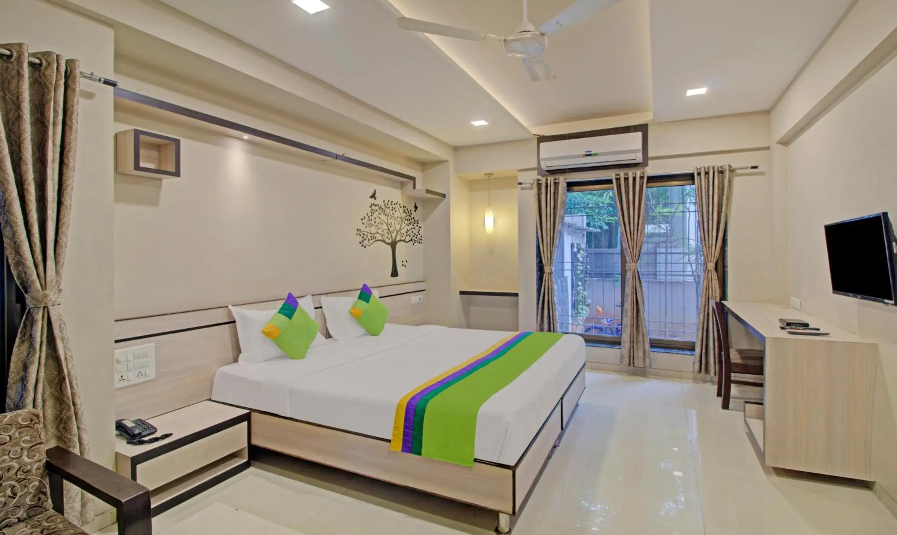 Standard Double Room - single occupancy in Treebo Sumati Baner Standard Double Room - single occupancy in Treebo Sumati Baner