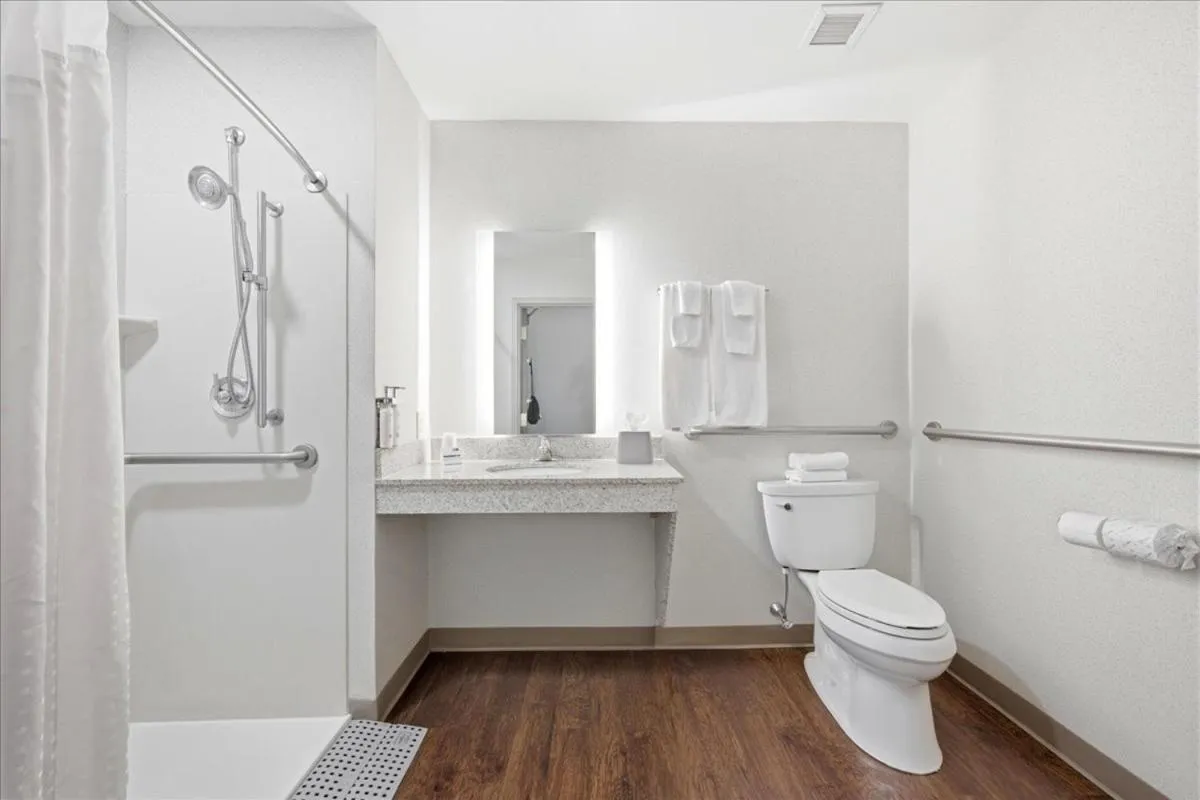 Holiday Inn Express & Suites Bethlehem Airport-Allentown Area