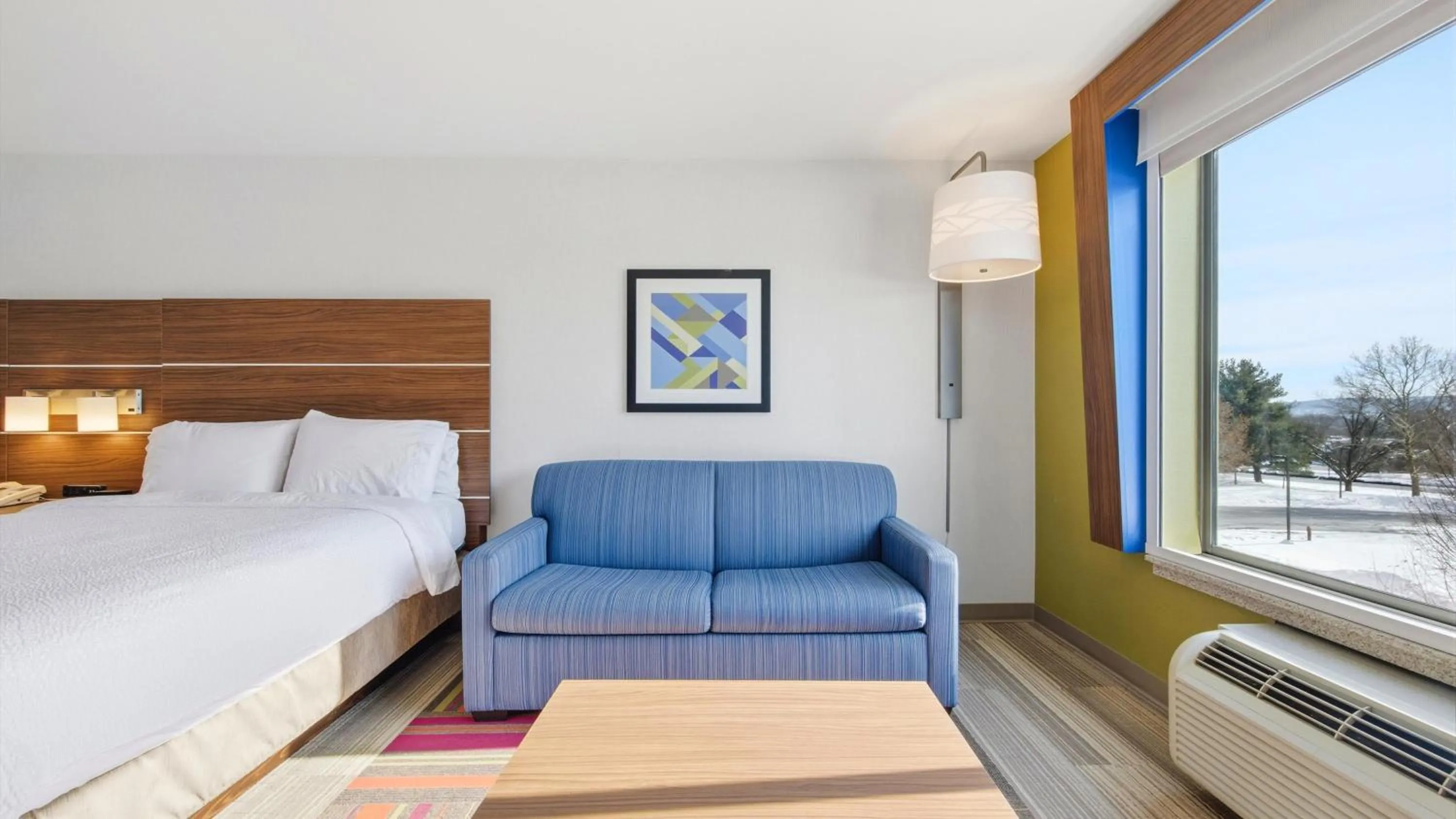 Photo of the whole room, Bed in Holiday Inn Express & Suites Bethlehem Airport-Allentown Area