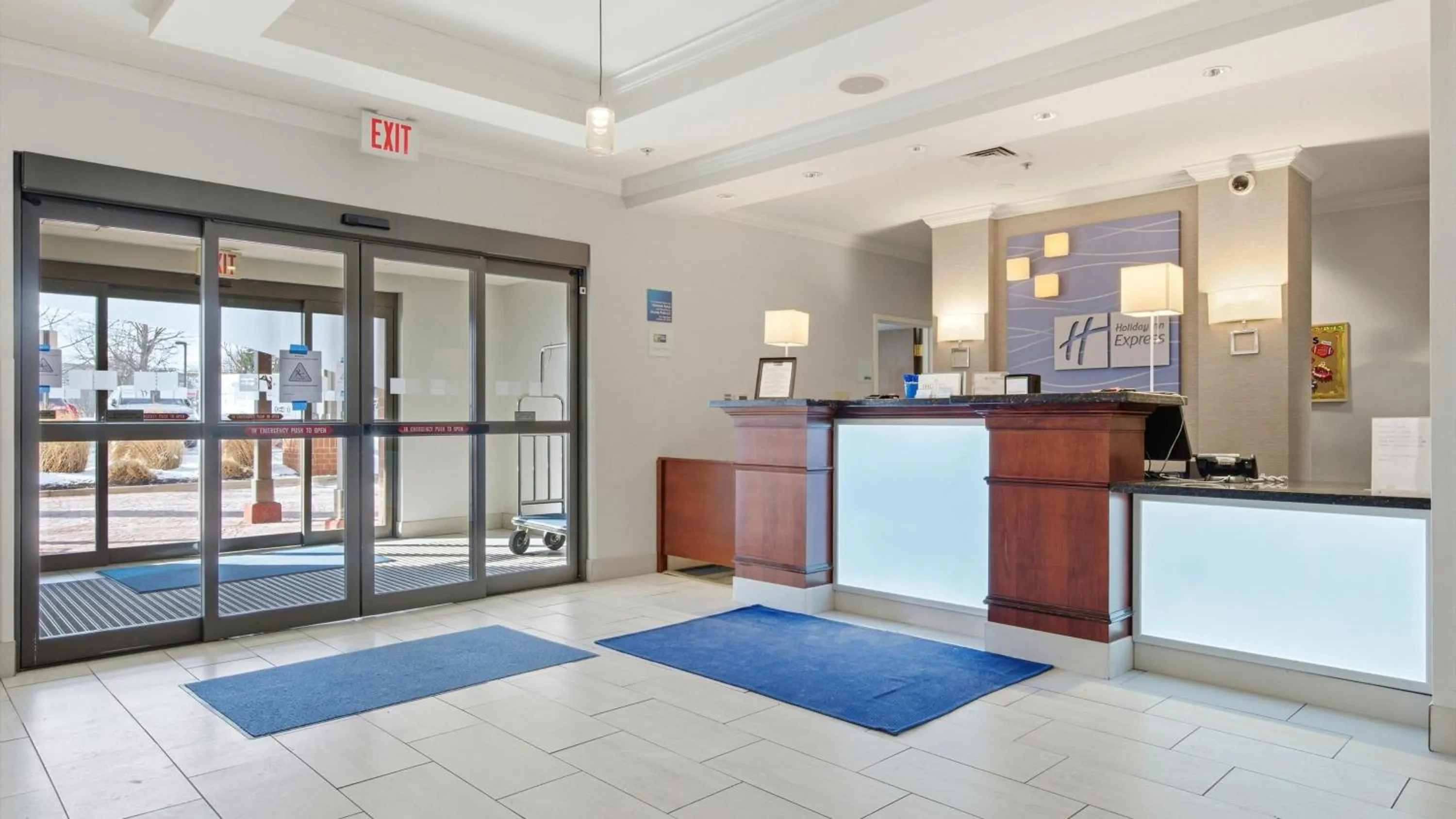 Property building in Holiday Inn Express & Suites Bethlehem Airport-Allentown Area