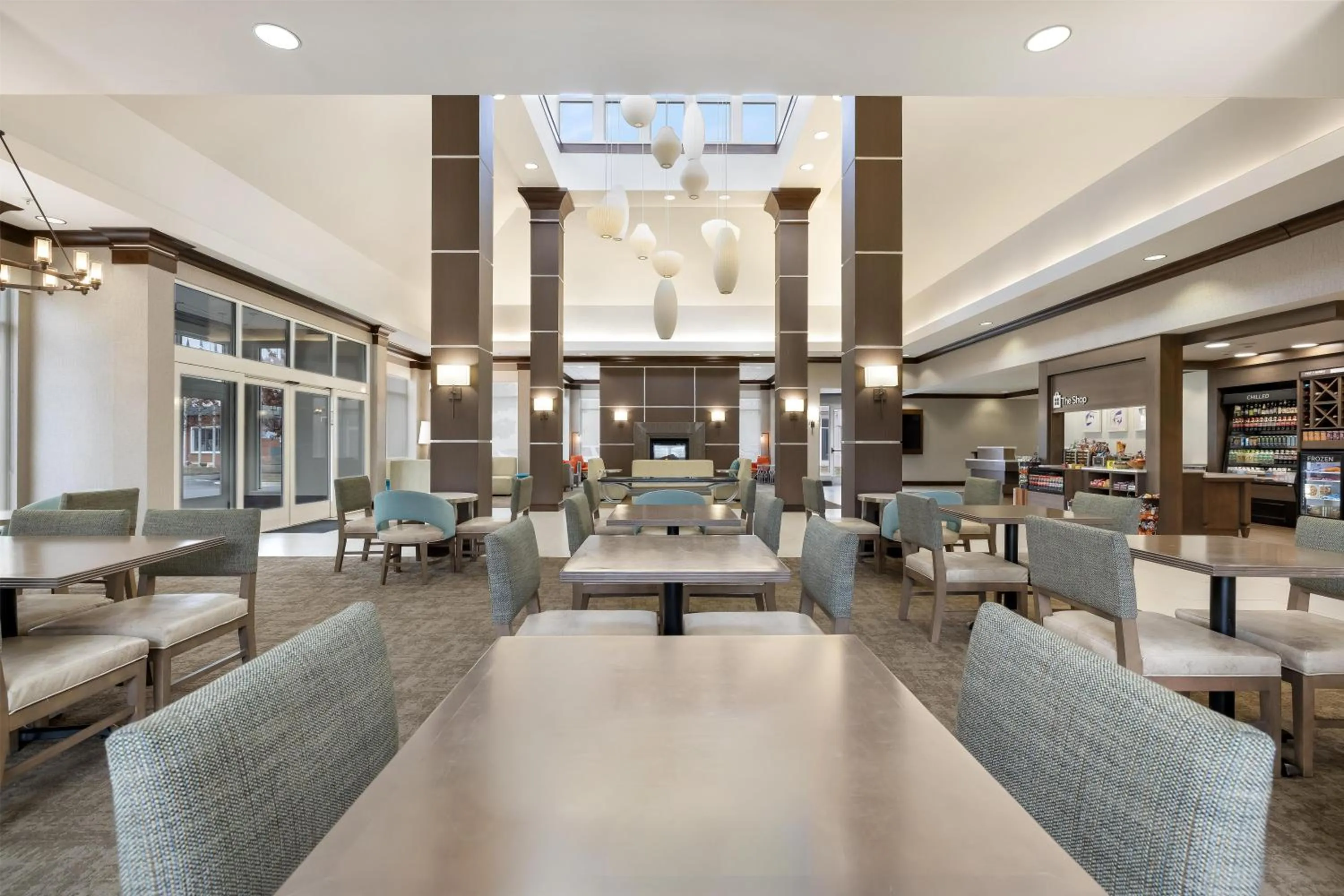 Restaurant/places to eat in Hilton Garden Inn Dulles North