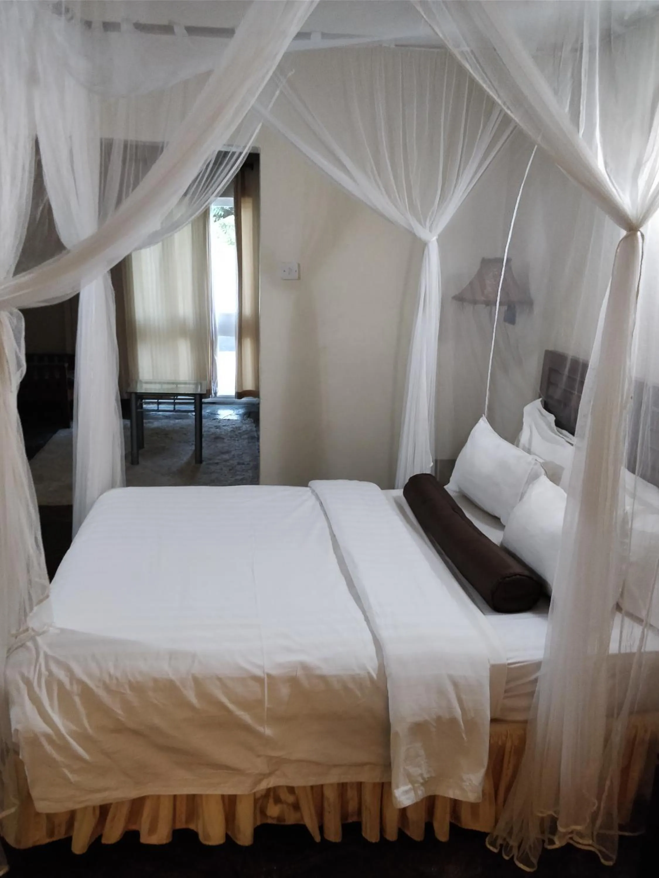 Standard Double or Twin Room - single occupancy in Lake Kariba Inns