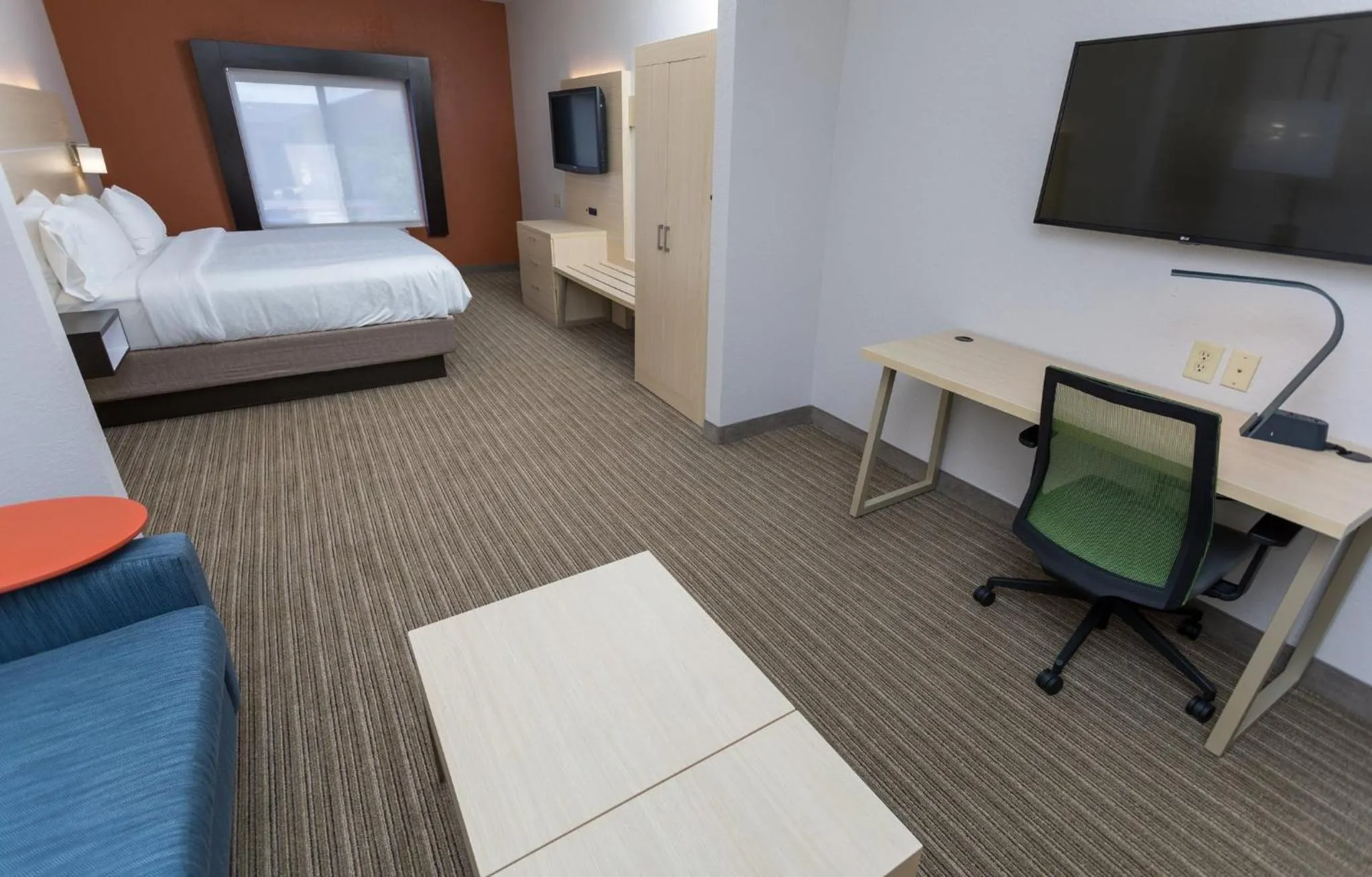 Bedroom, Bed in Holiday Inn Express Hotel & Suites Athens by IHG