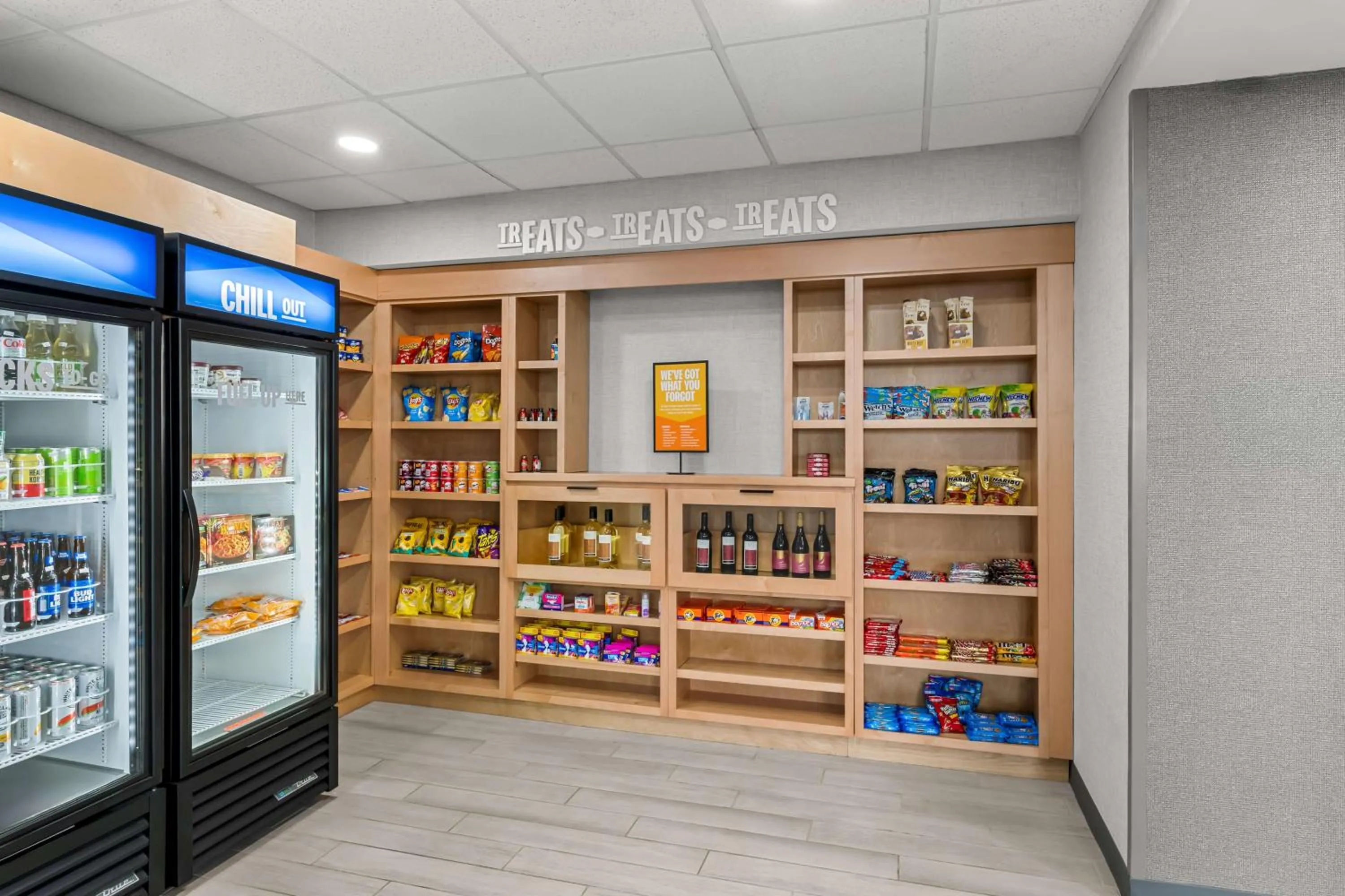 Restaurant/places to eat in Hampton Inn & Suites Charlotte-Airport