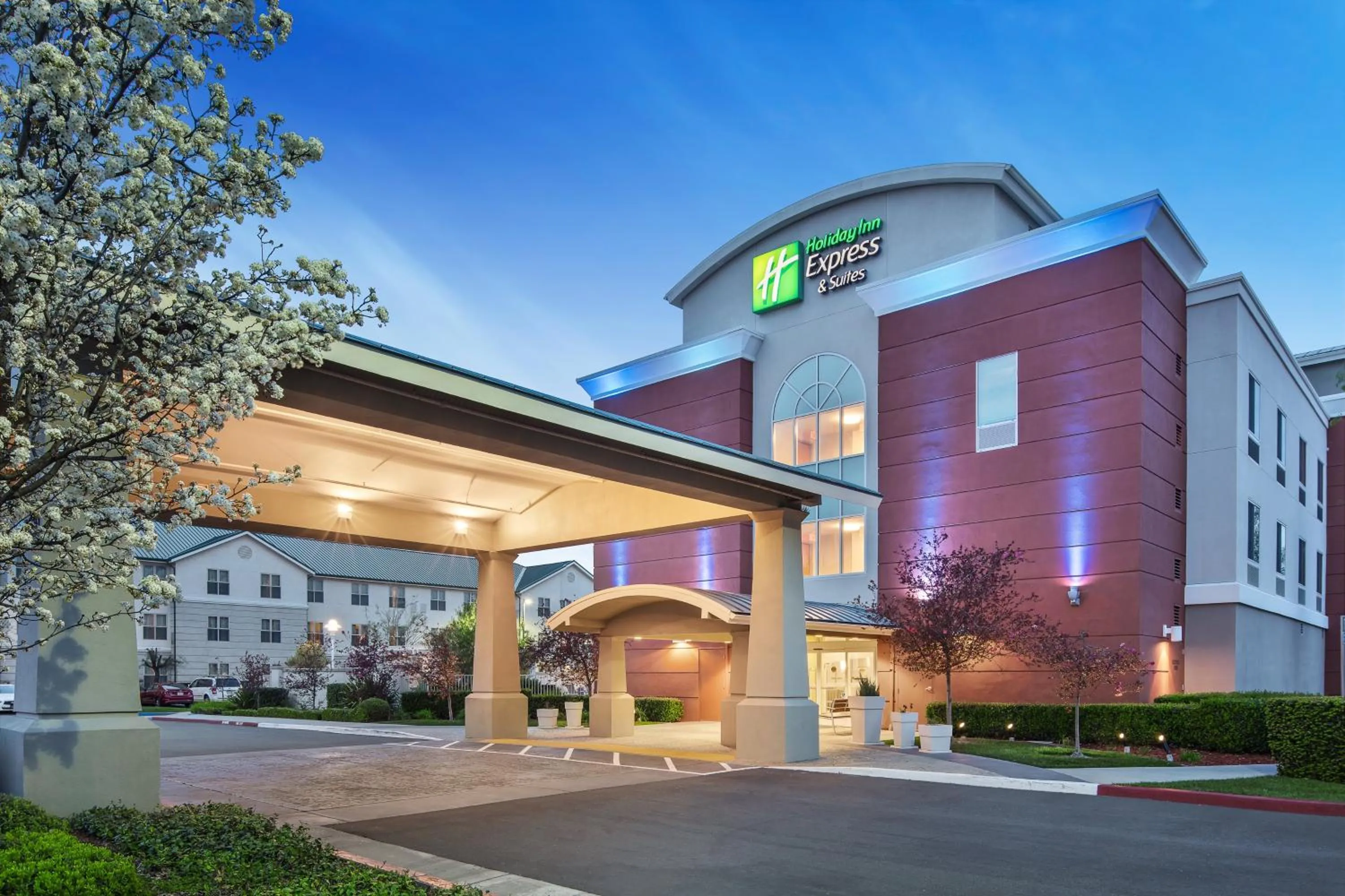 Holiday Inn Express Hotel & Suites Sacramento Airport Natomas by IHG