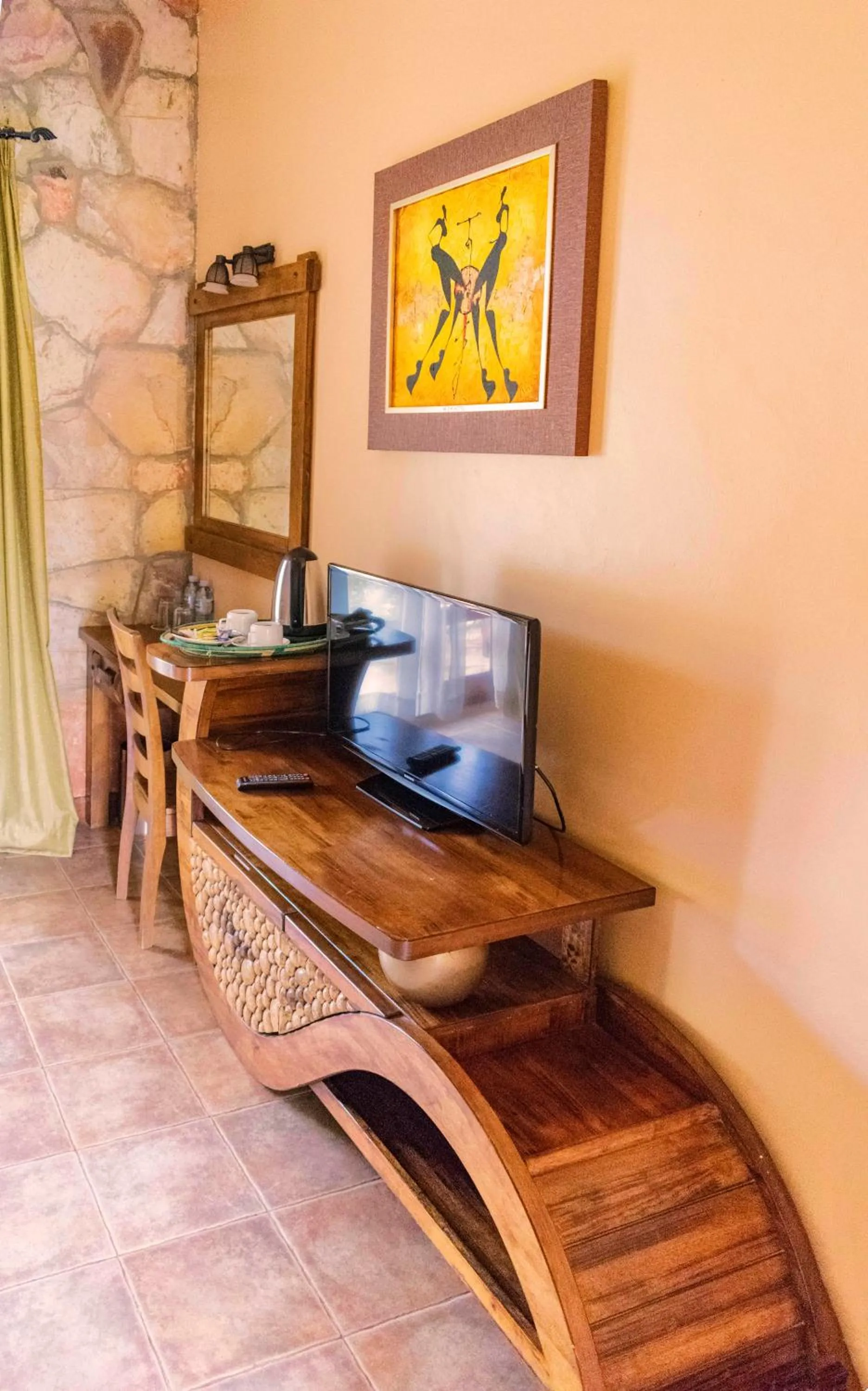 TV and multimedia in Mountains of the Moon Hotel Fort Portal