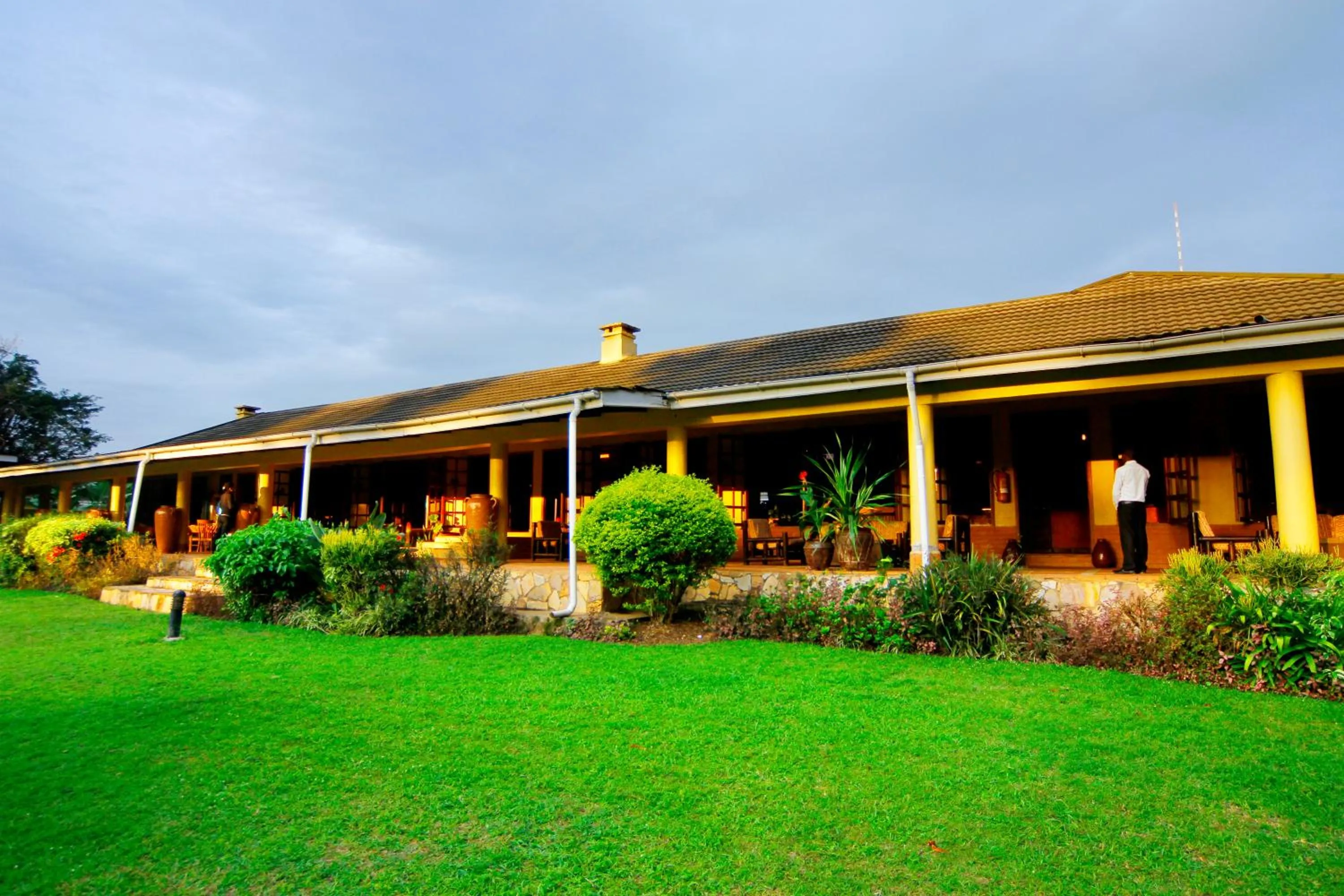 Restaurant/places to eat in Mountains of the Moon Hotel Fort Portal
