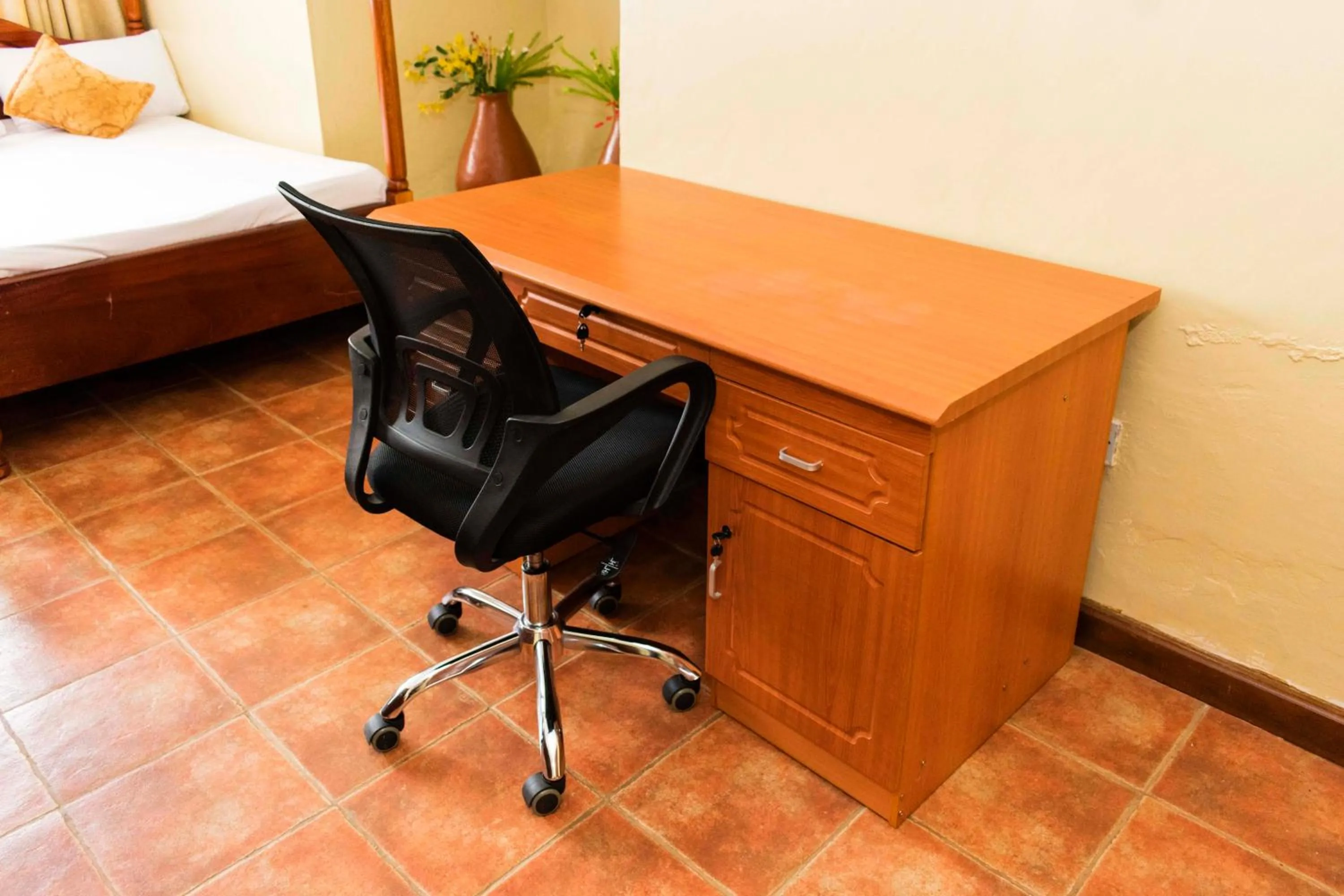 Bedroom in Mountains of the Moon Hotel Fort Portal