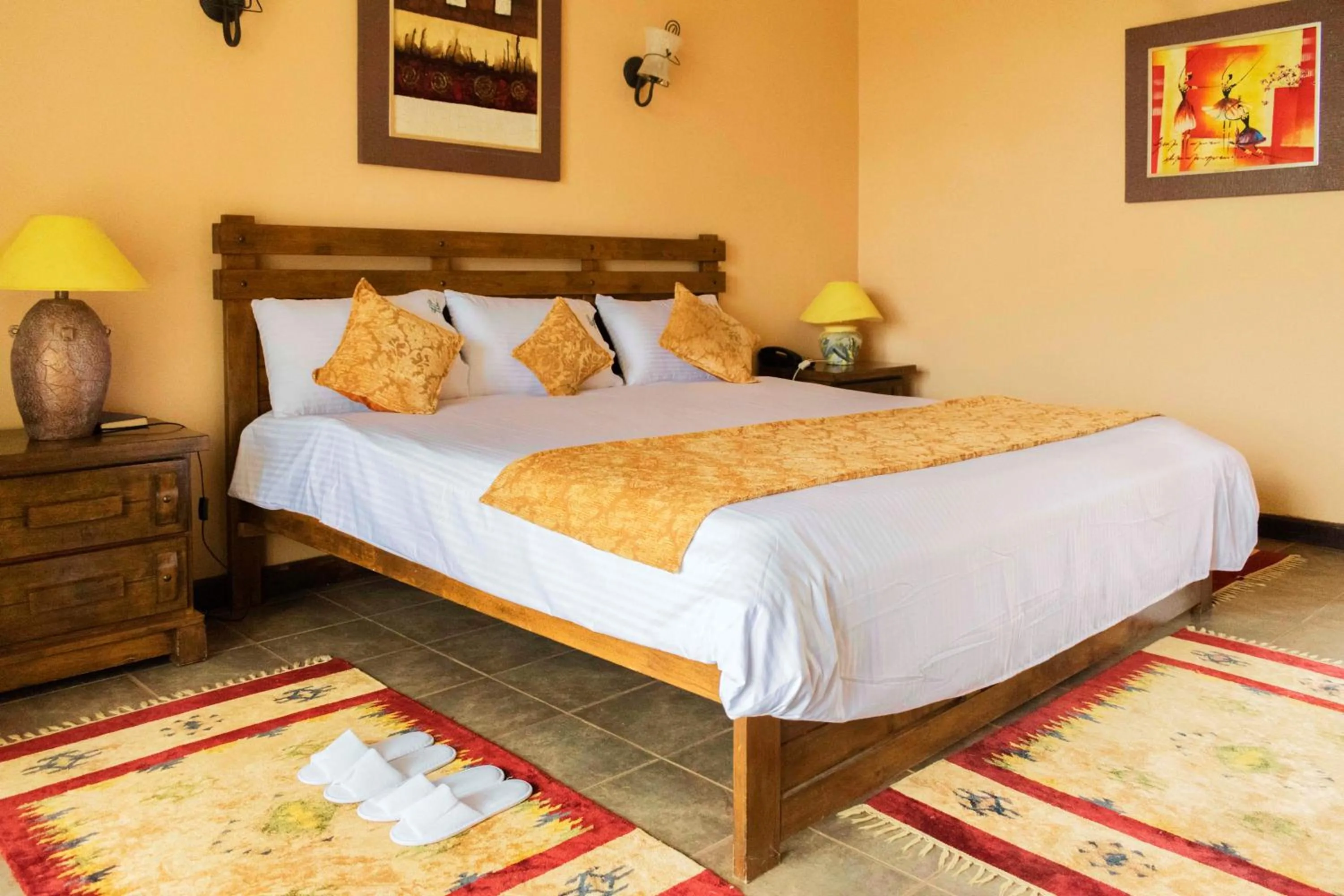 Bed in Mountains of the Moon Hotel Fort Portal