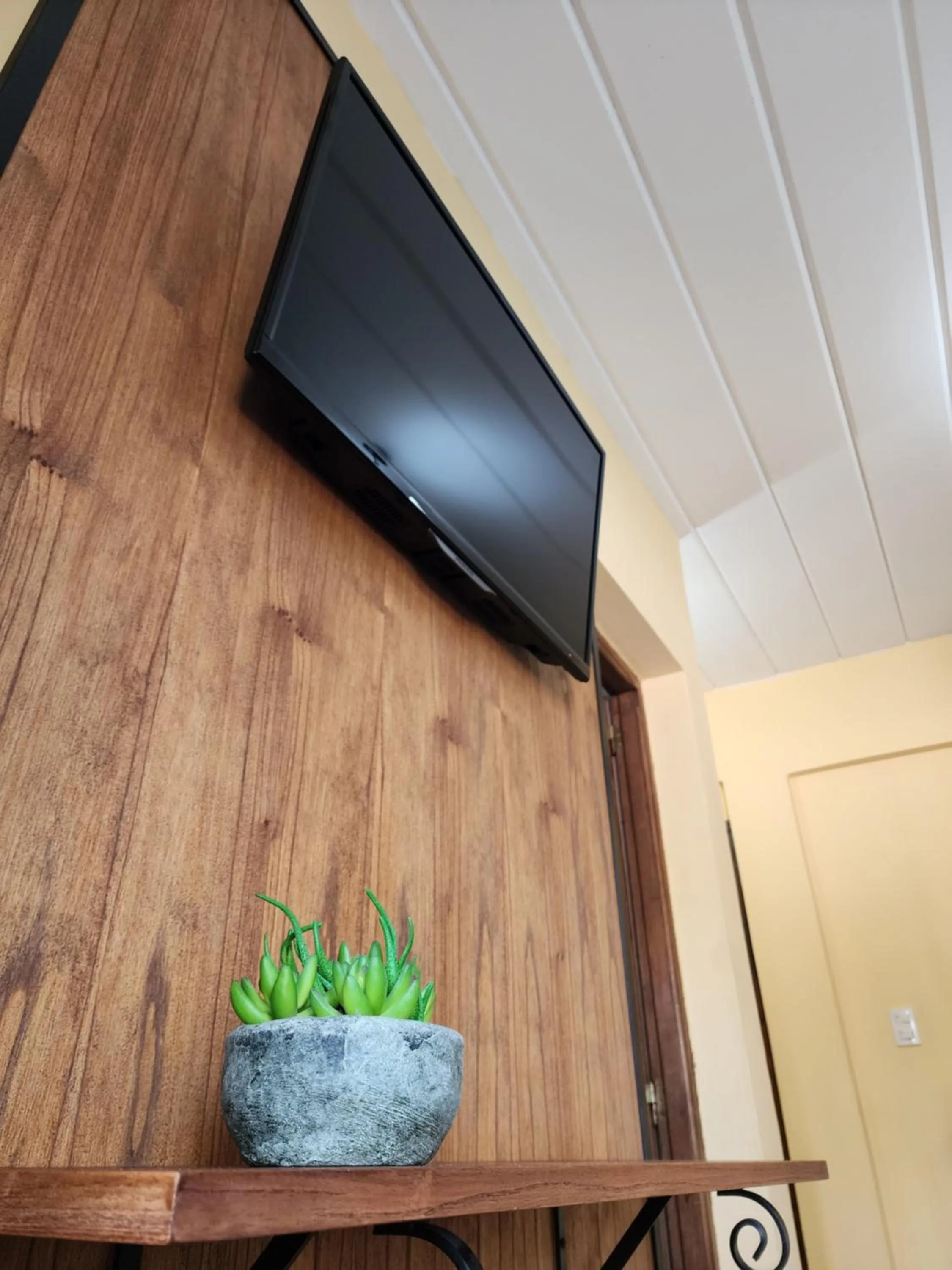 TV and multimedia in Glaciares De La Patagonia