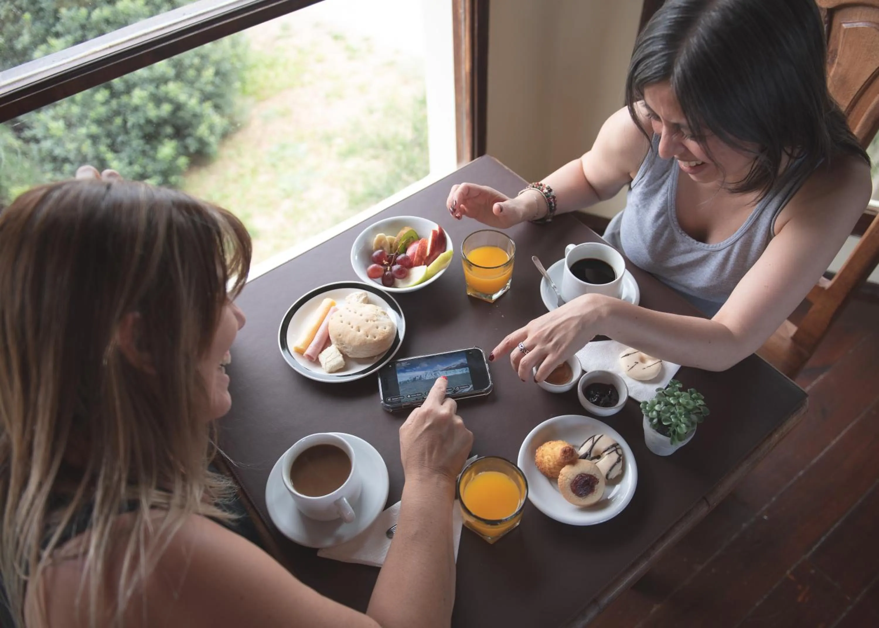 Breakfast in Glaciares De La Patagonia