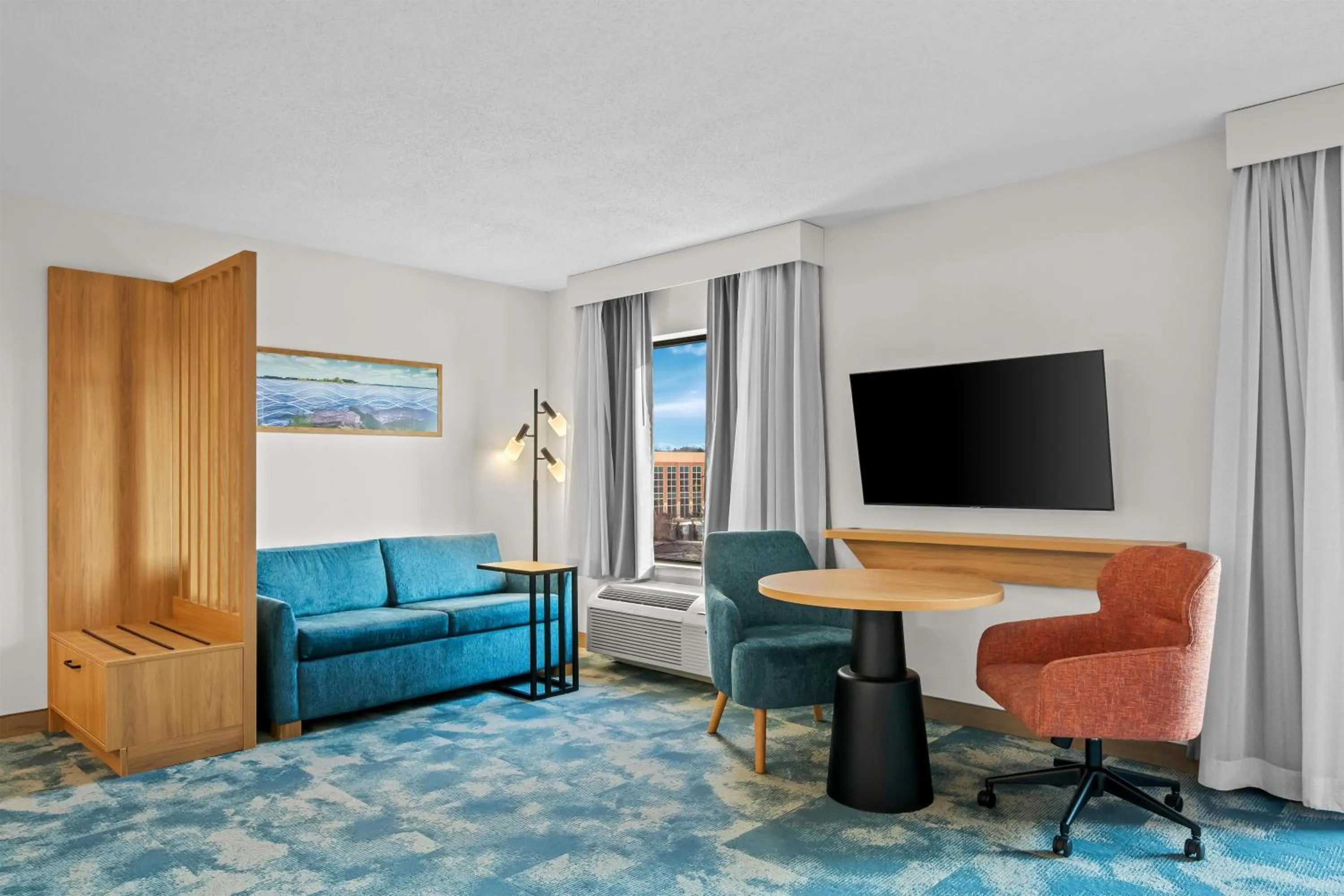 Bedroom in Hampton Inn & Suites Detroit-Canton