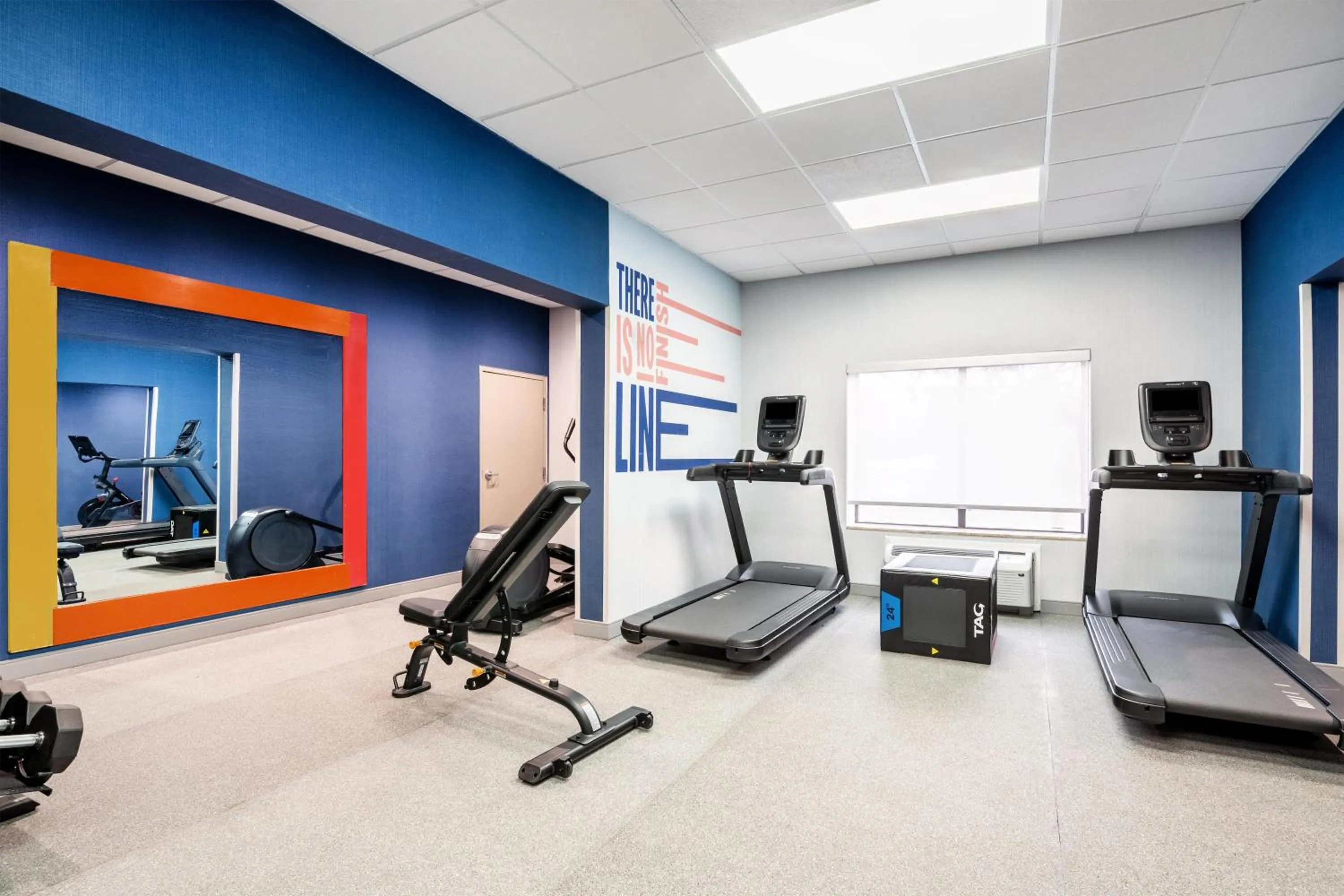 Fitness centre/facilities in Hampton Inn & Suites Detroit-Canton