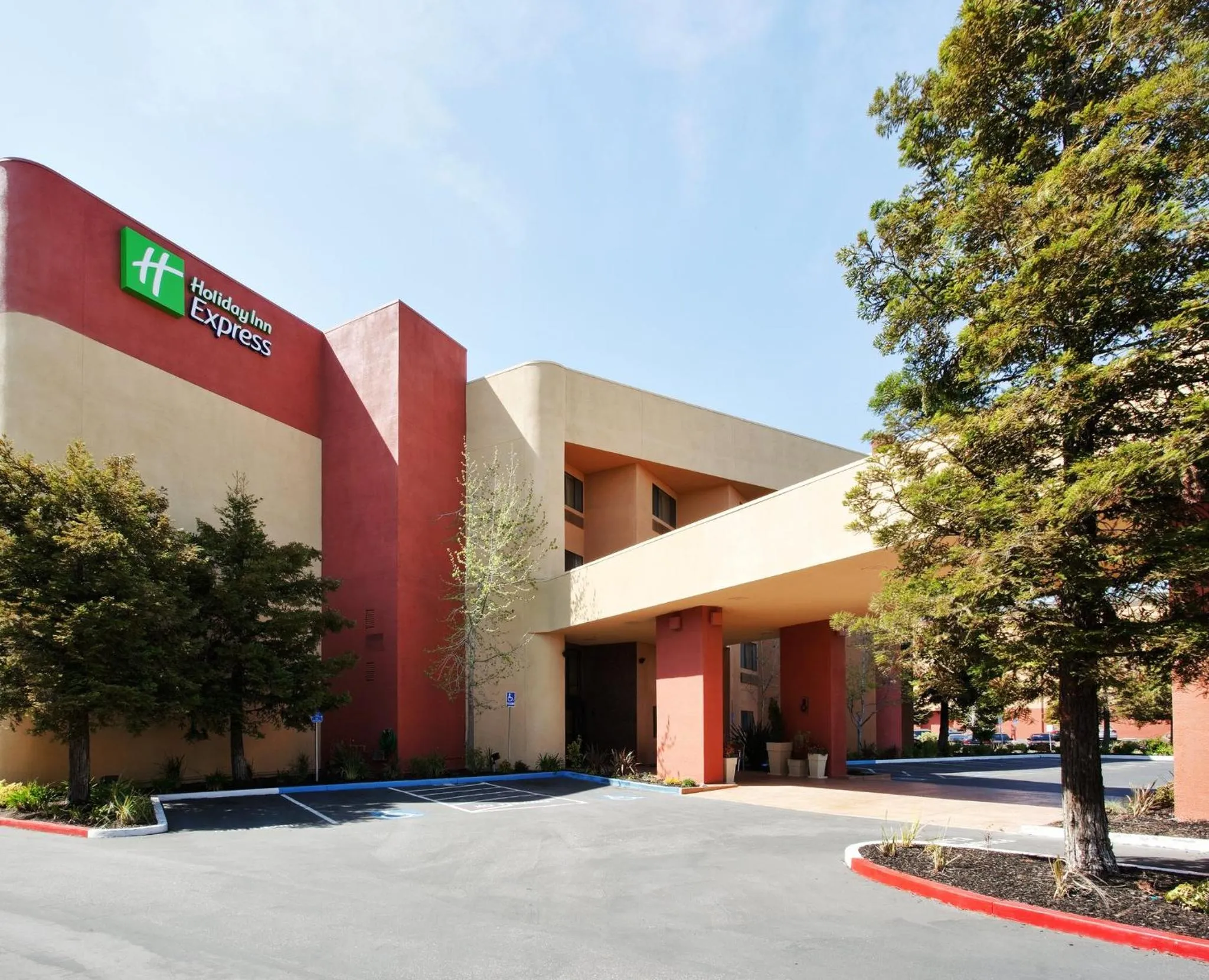 Property building in Holiday Inn Express Union City San Jose by IHG