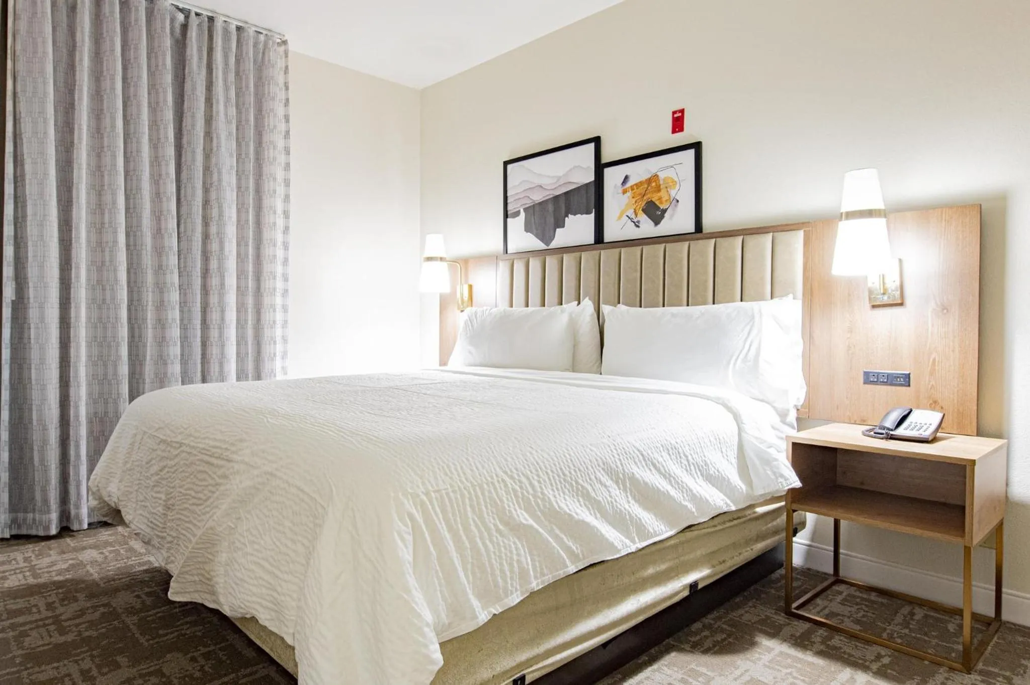 Photo of the whole room, Bed in Staybridge Suites Lafayette-Airport by IHG